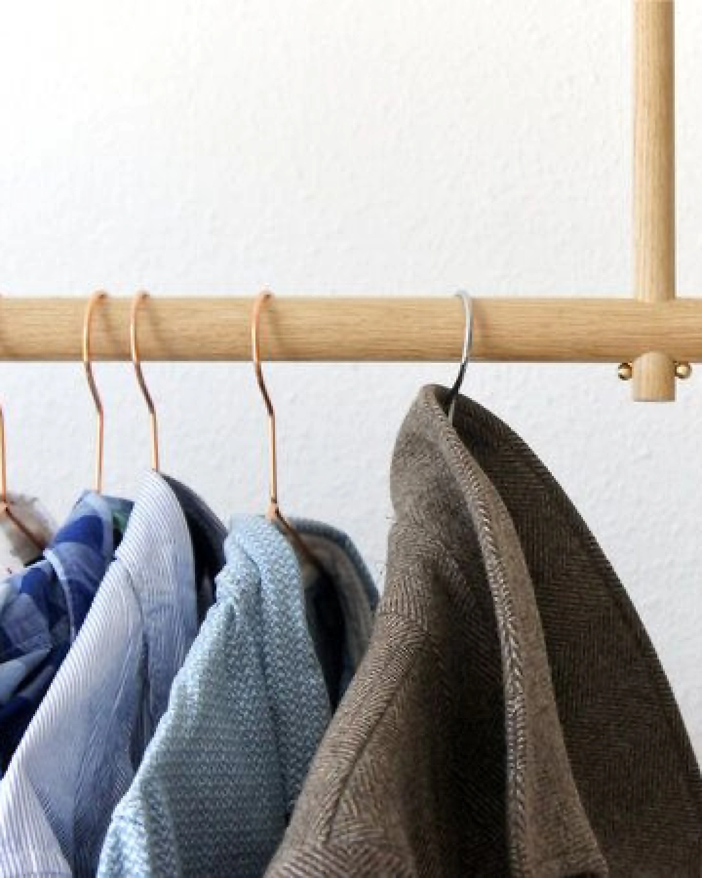 Calvill Oak Clothes Hanger - Garderobe aus Eiche – Ansicht 4