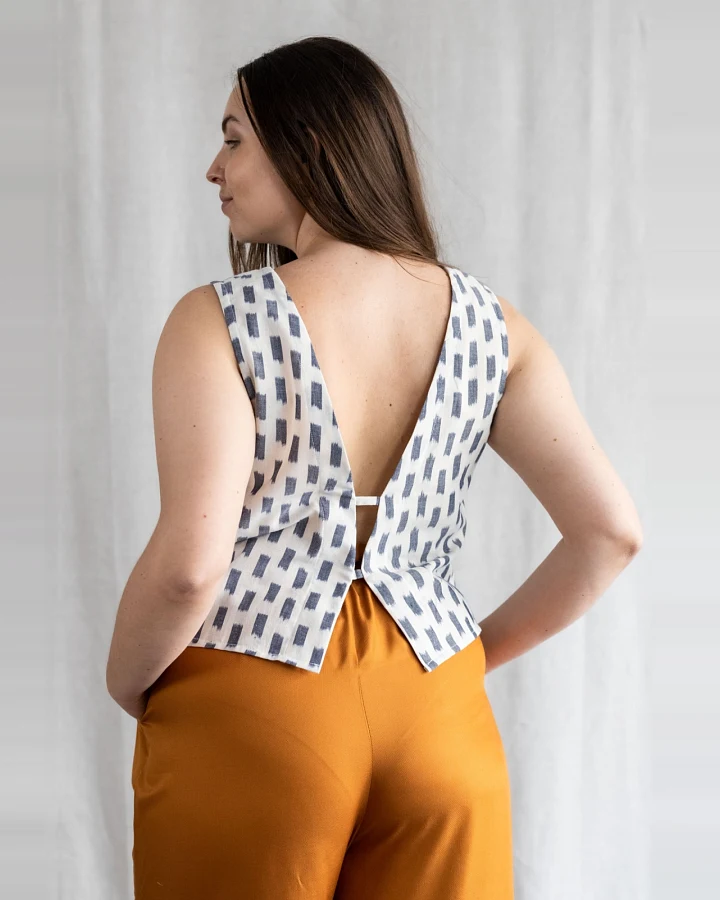 Jyoti Fair Works Damen vegan Top Kiran Ikat Weiß