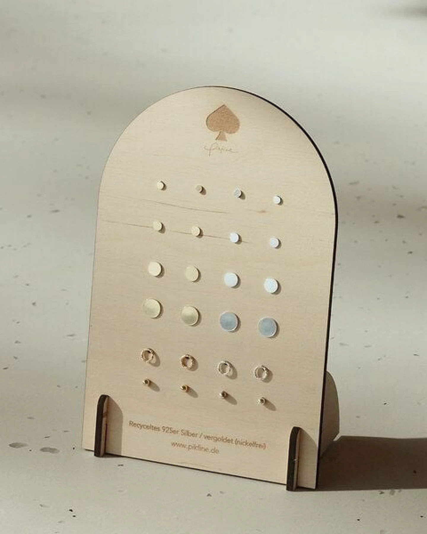 pikfine Silber Ohrstecker “Dot” // 4 Größen – Ansicht 3