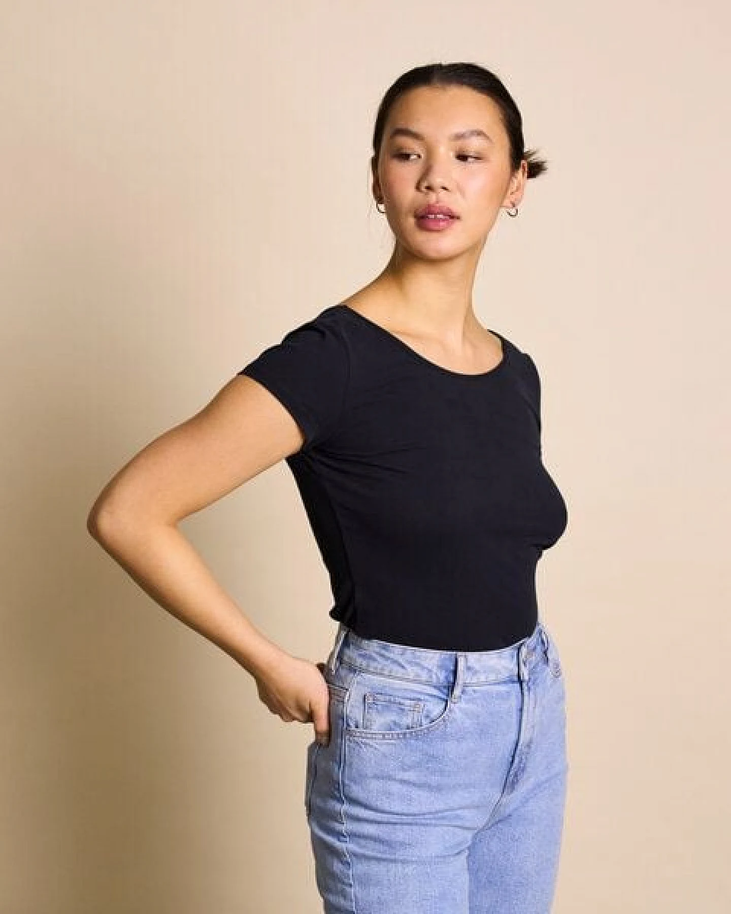 JAN N JUNE Ballerina T-Shirt ALOE – Ansicht 4