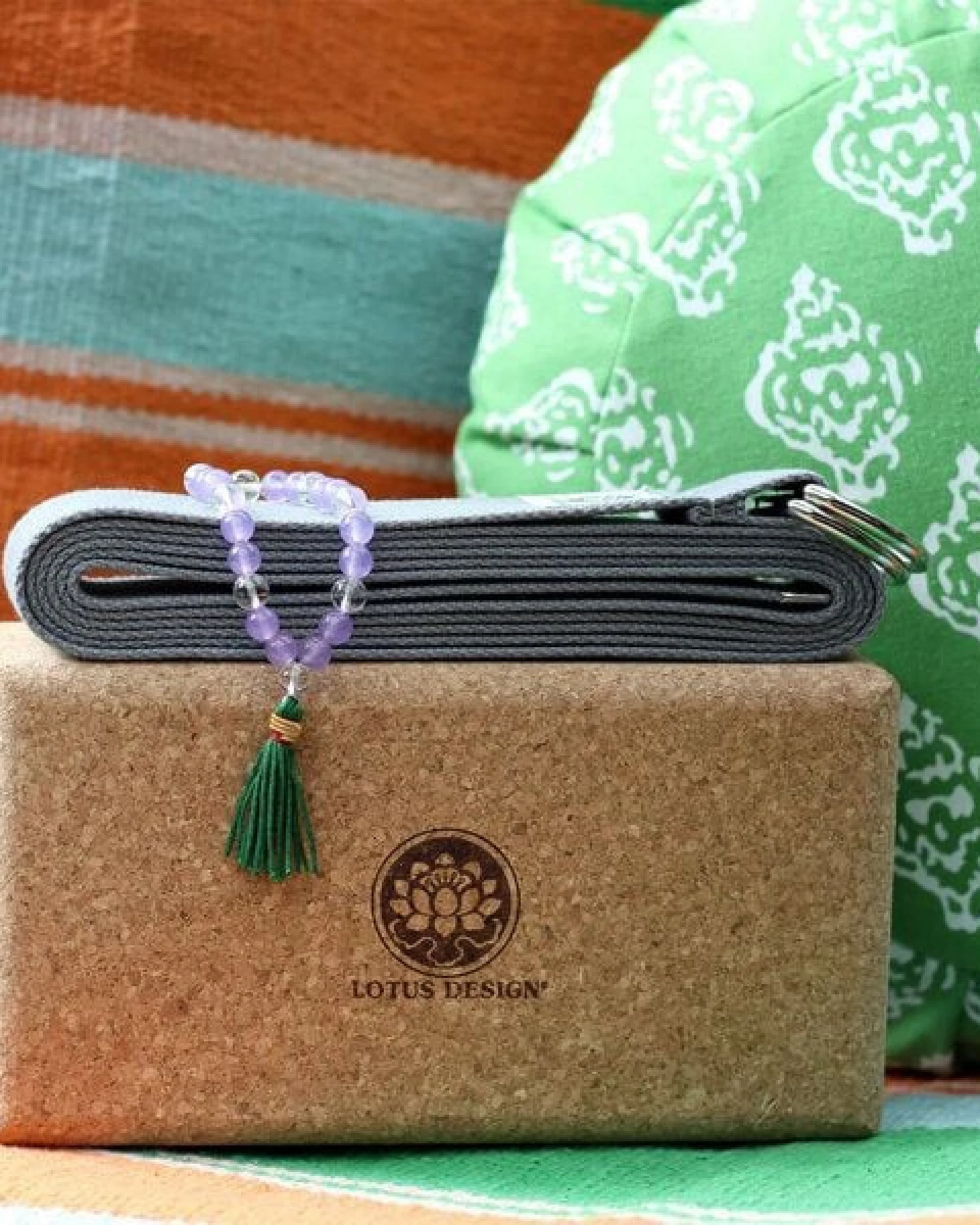 Yogablock KORK NATUR Standard Lotus Design® - 23x12x7,5 cm – Ansicht 2