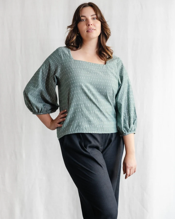 Jyoti Fair Works Damen vegan Bluse Nalini Ikat Salbei