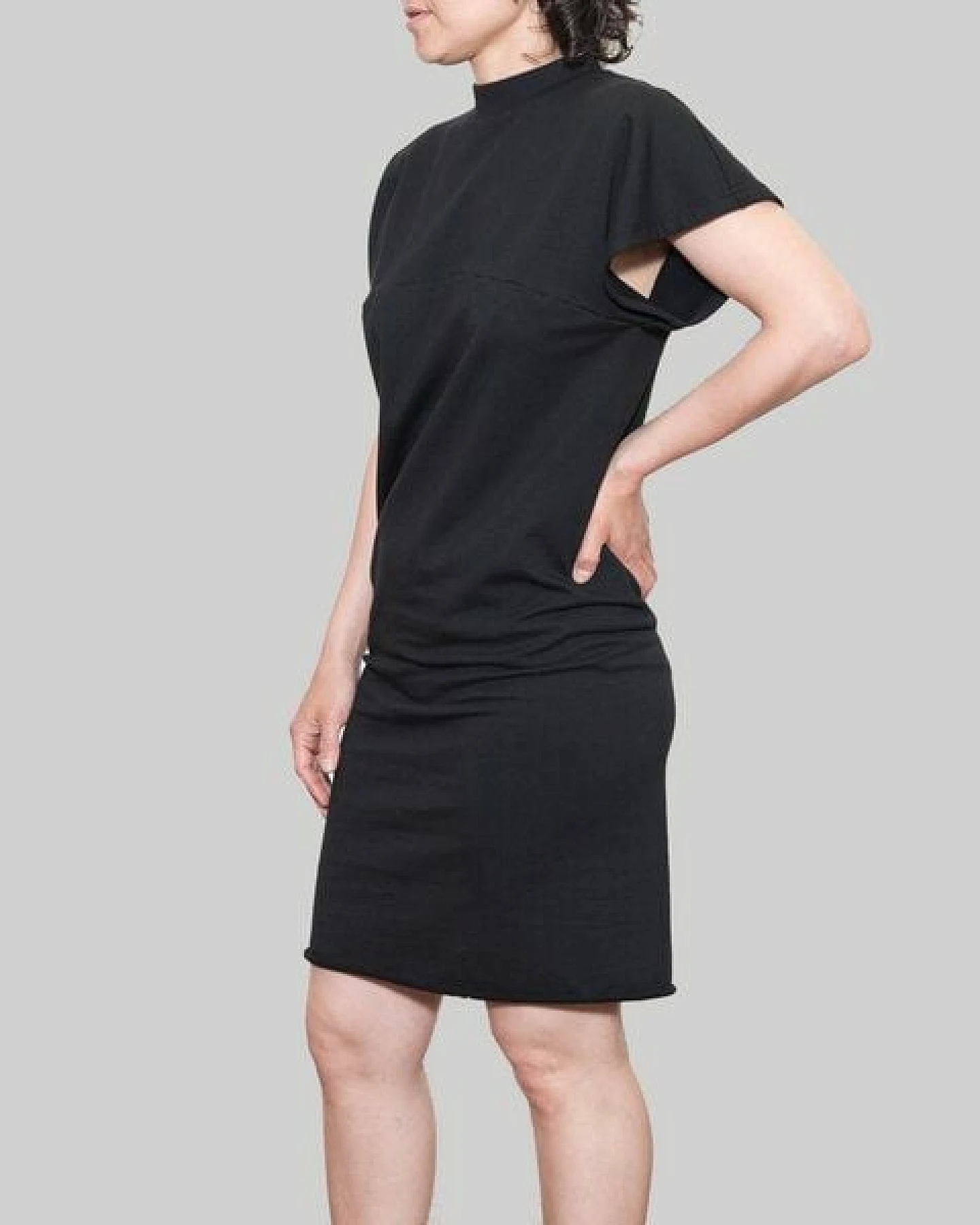 KOLO Berlin Kleid Papill Midi aus Bio-Baumwolle - schwarz - unisex – Ansicht 2