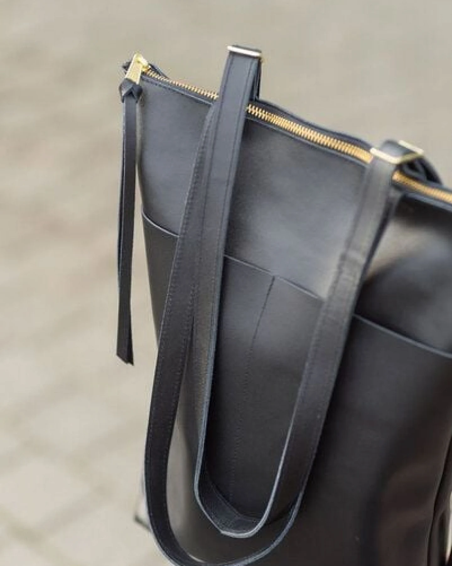 ELEKTROPULLI Rucksacktasche BJARNE aus Leder – Ansicht 3