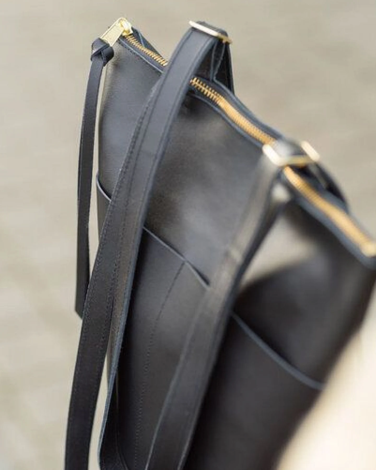 ELEKTROPULLI Rucksacktasche BJARNE aus Leder – Ansicht 4