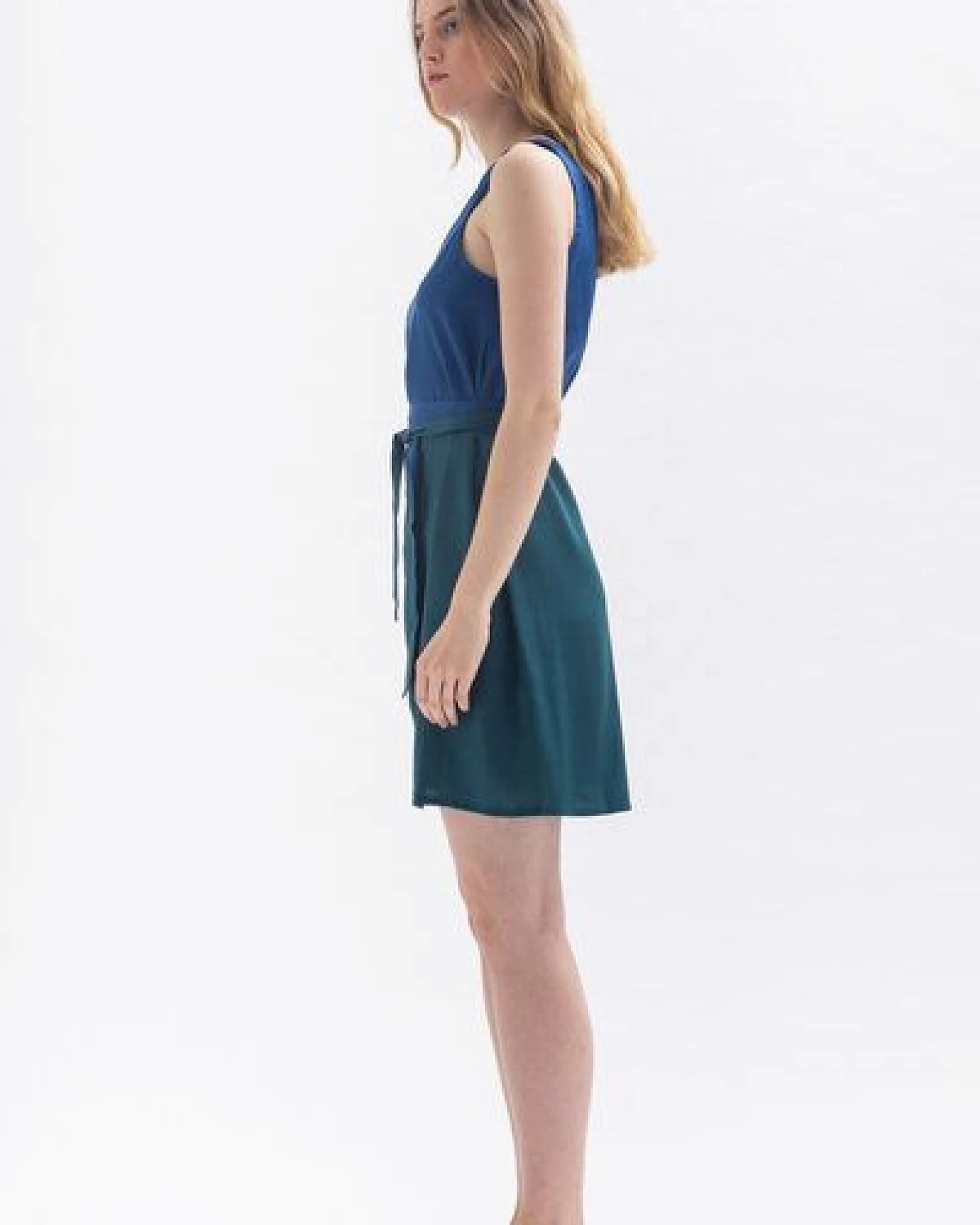Studio Hertzberg Tulpinaa Kleid blau grün – Ansicht 3