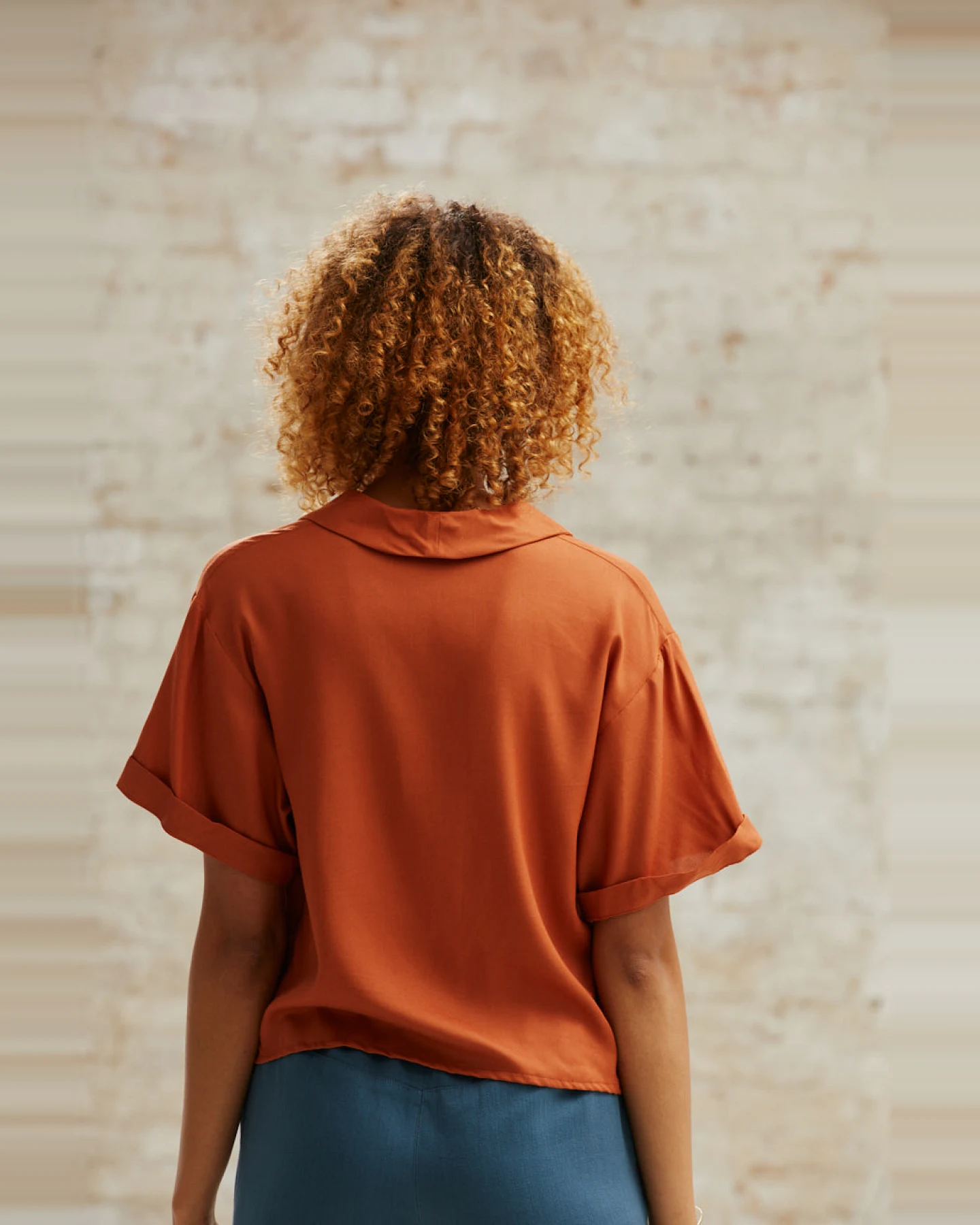 Jyoti Fair Works Damen vegan Bluse Avani Rust – Ansicht 2