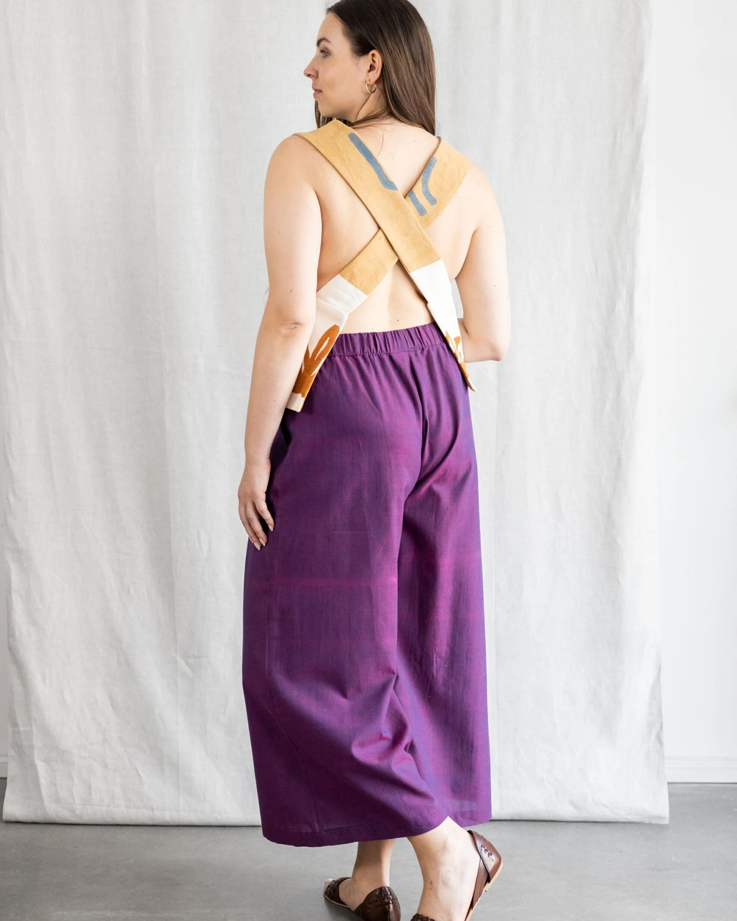 Jyoti - Fair Works Damen vegan Culotte Padma Brombeer Lila – Ansicht 2