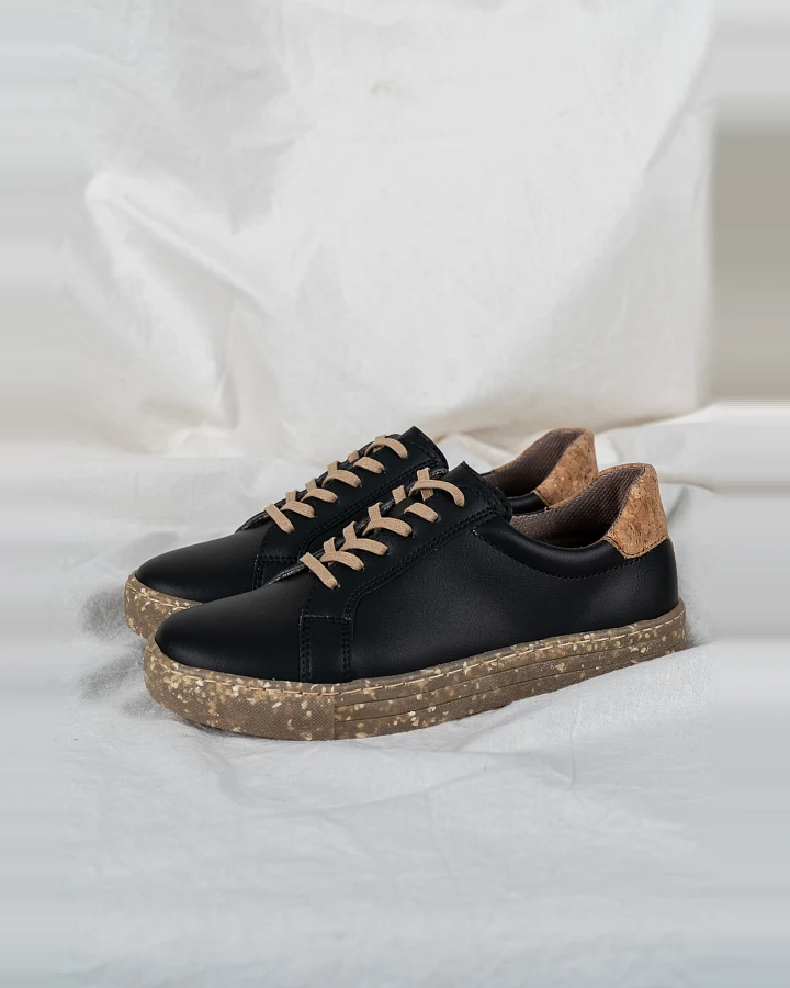 AGAZI Damen vegan Sneaker Dori Schwarz