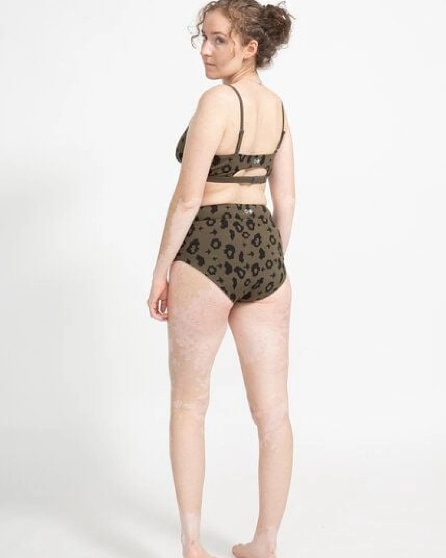 boochen Bikini Slip Diani - Wendbares Surf Bikini-Unterteil – Ansicht 4