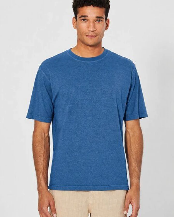 Blau