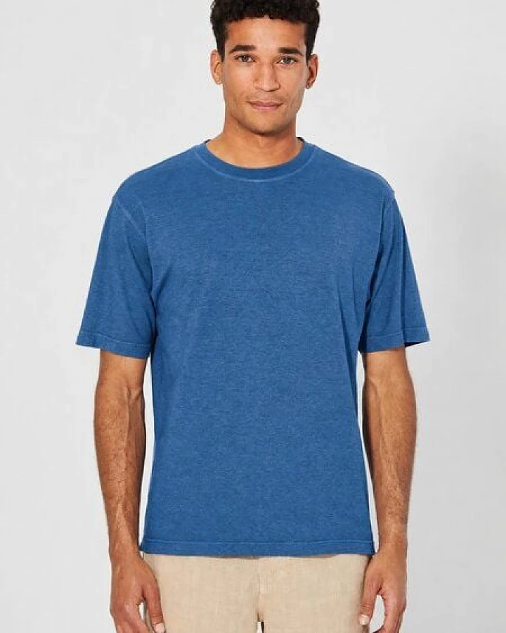Blau