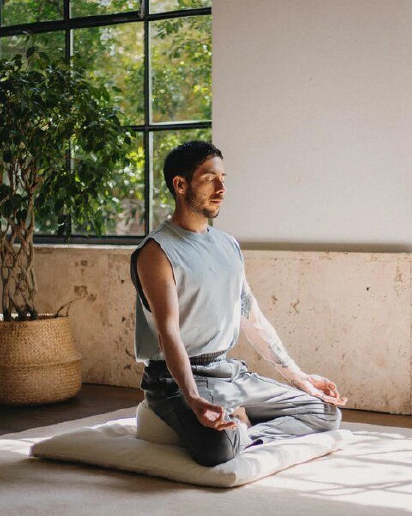 Lotuscrafts Yogakissen Lotus - Sitzhöhe 15cm - ohne Bestickung - GOTS zertifiziert – Ansicht 3