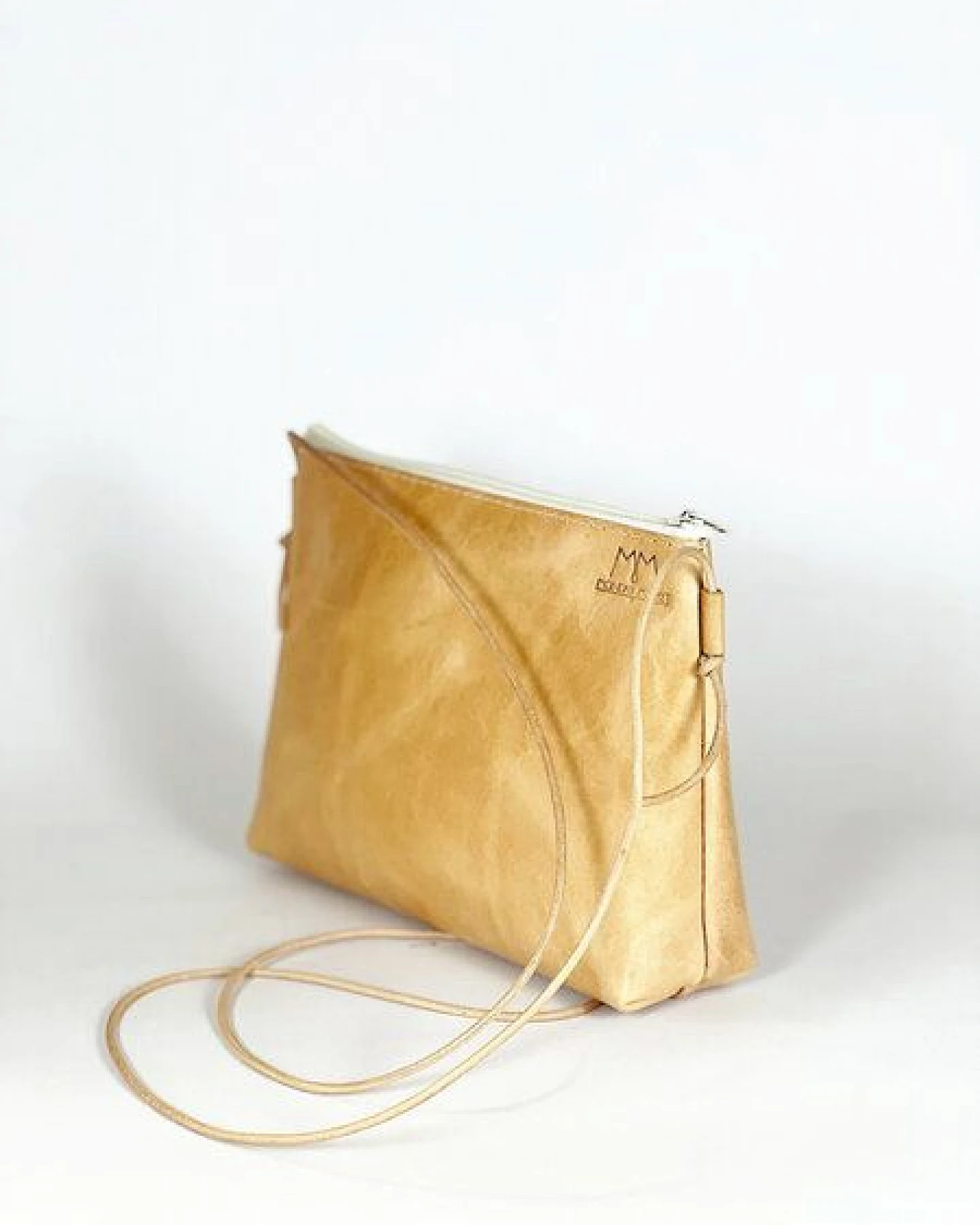 monday market Ledertasche Stine – Ansicht 4