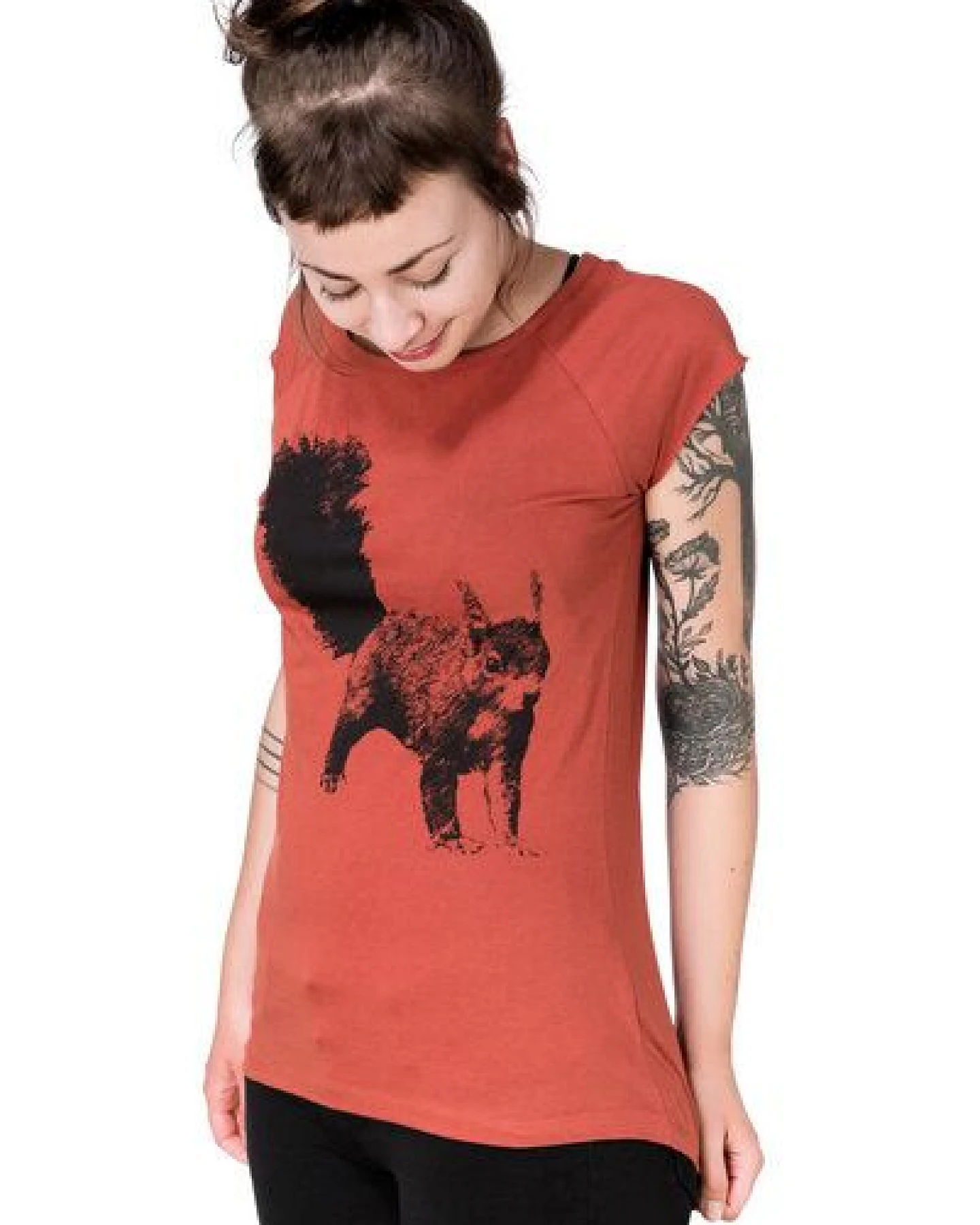Hirschkind Bio-& Fair-Trade-Frauenshirt "Eichhörnchen" rostot – Ansicht 2