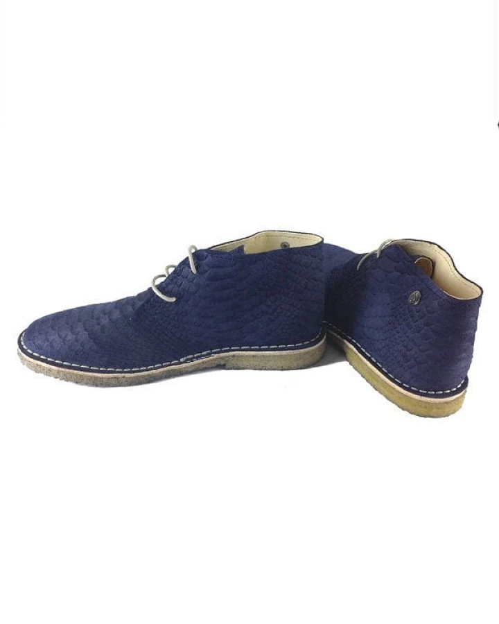 Jonnys Desert Boots mit Schlangenprägung