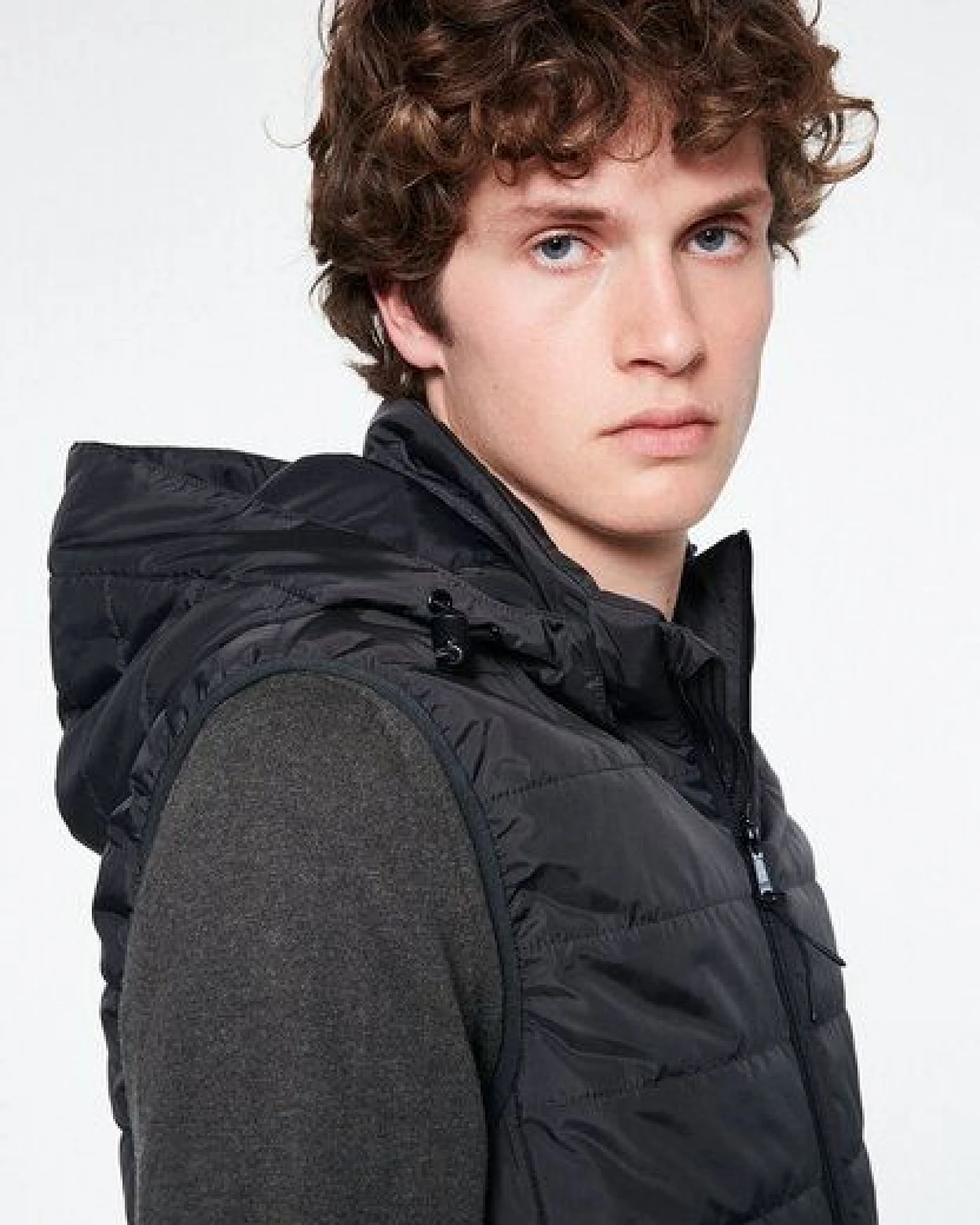 ARMEDANGELS MIKA - Herren Steppweste aus recycled Polyester – Ansicht 3