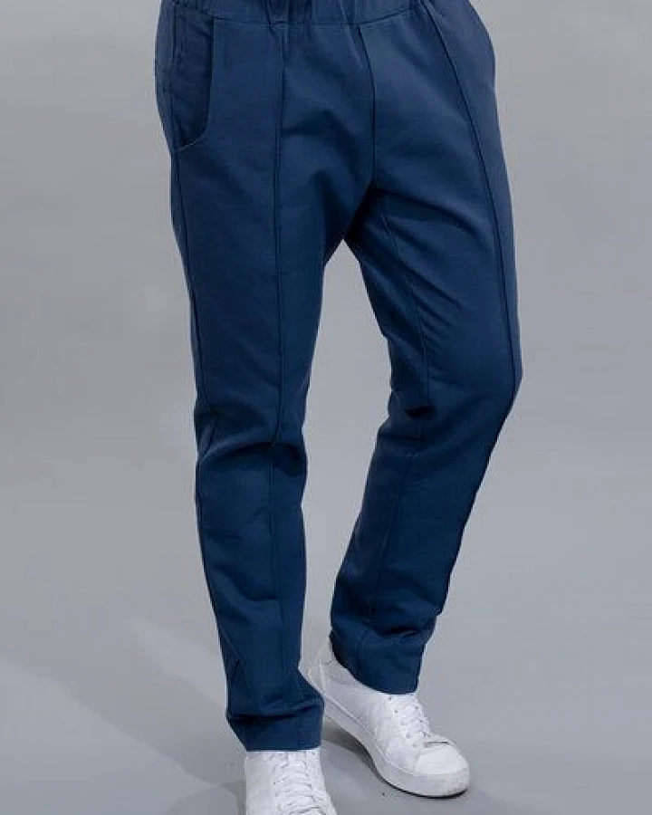 Blau