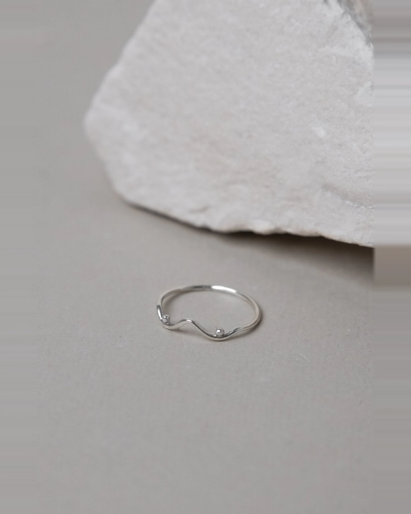 Jyoti - Fair Works Damen vegan Ring Stan Silber – Ansicht 2