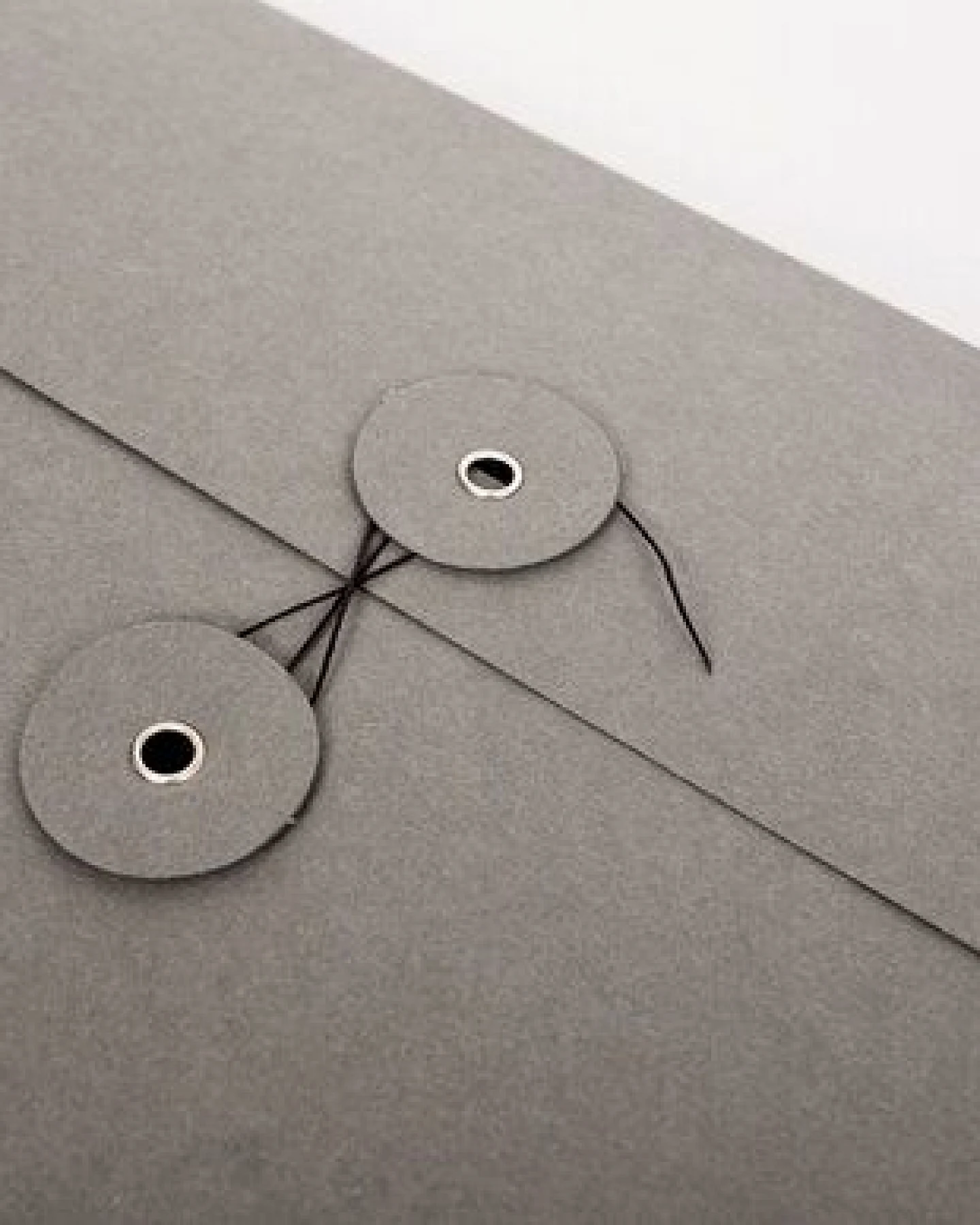 tyyp Dokumentenmappe A4 mit Schnurverschluss – Recyclingpappe – handmade in Germany – Ansicht 4