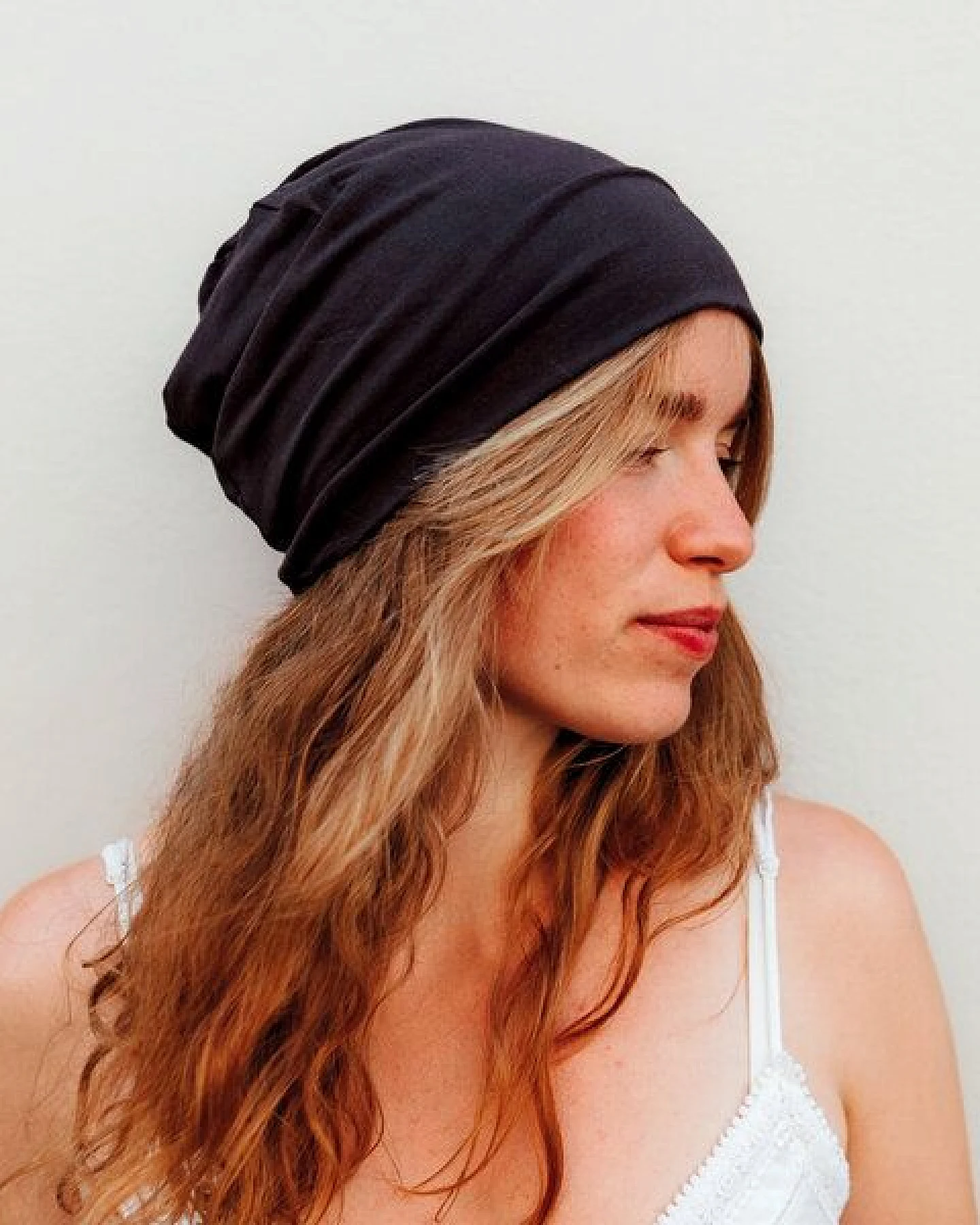Liebe Deinen Planeten Bio Beanie in 3 Größen Herren & Damen in vielen Farben bequeme Jersey Mütze aus Bio Baumwollmix – Ansicht 3