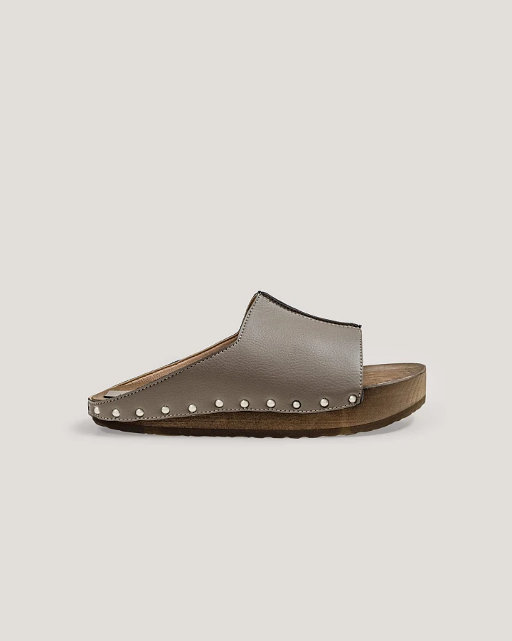 AGAZI Damen vegan Clog Pilates Babe! Khaki