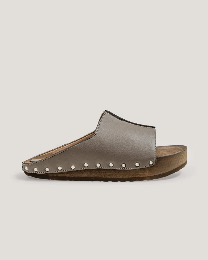 AGAZI Damen vegan Clog Pilates Babe! Khaki