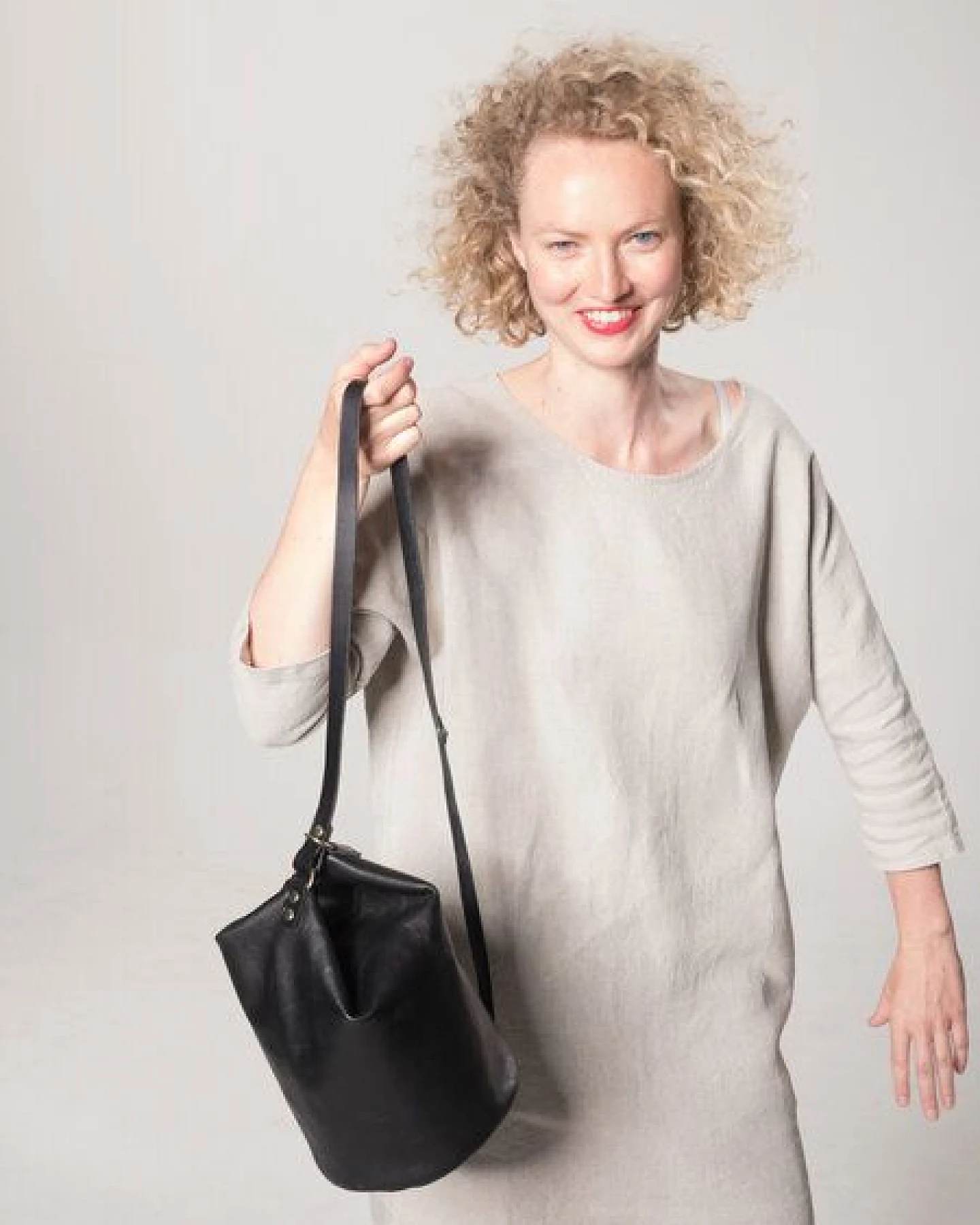 monday market Ledertasche Susan klein – Ansicht 2