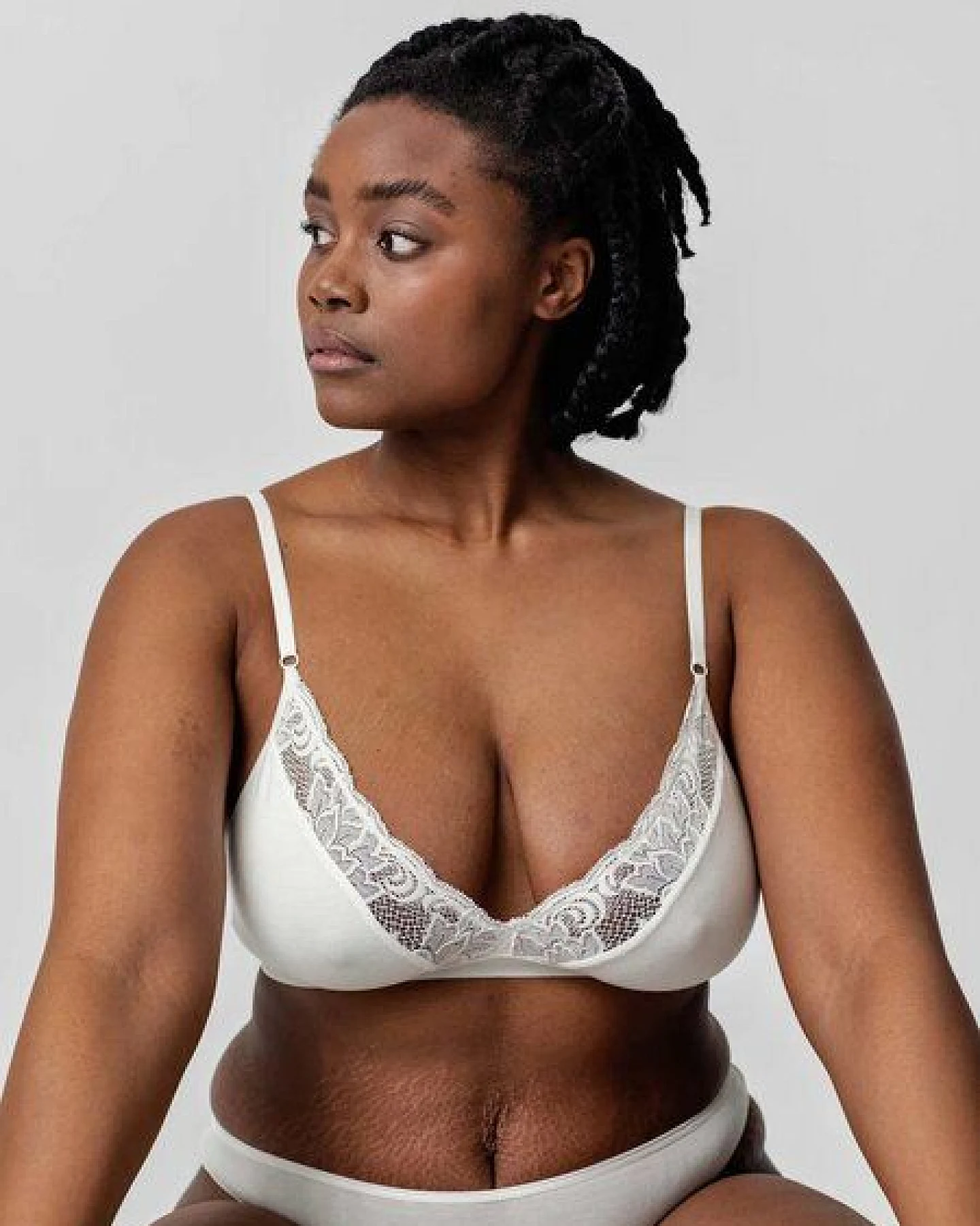 erlich textil Clara bügelloses Bustier mit Spitze und weichem Modal, made in Europe – Ansicht 2