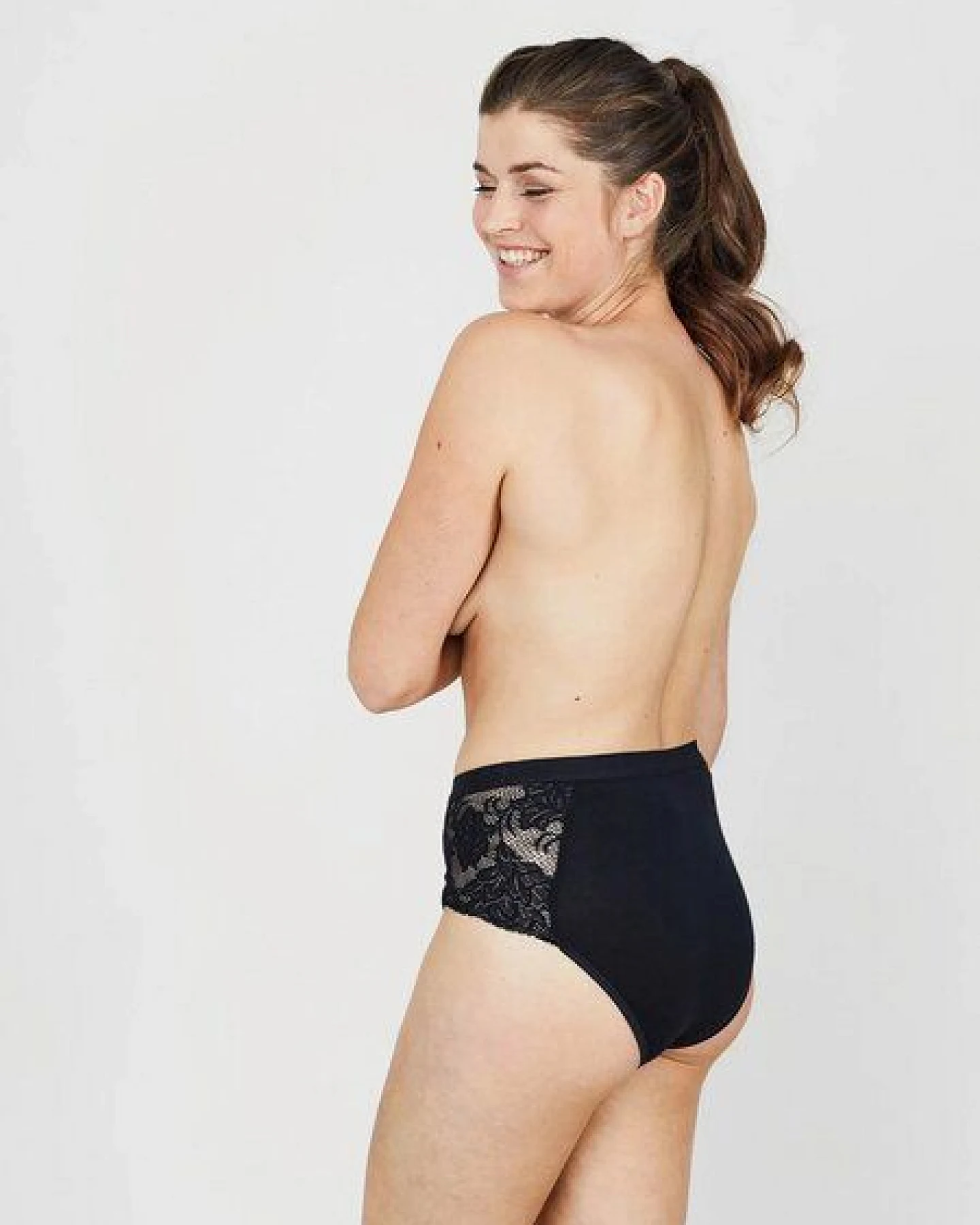 erlich textil Margarete Taillenslip mit Spitze und weichem Modal, made in Europe – Ansicht 3