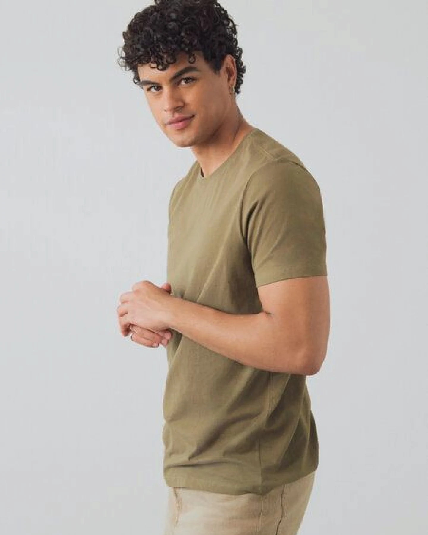 Honest Basics Herren Basic T-Shirt aus Bio- und recycelter Baumwolle – Ansicht 3