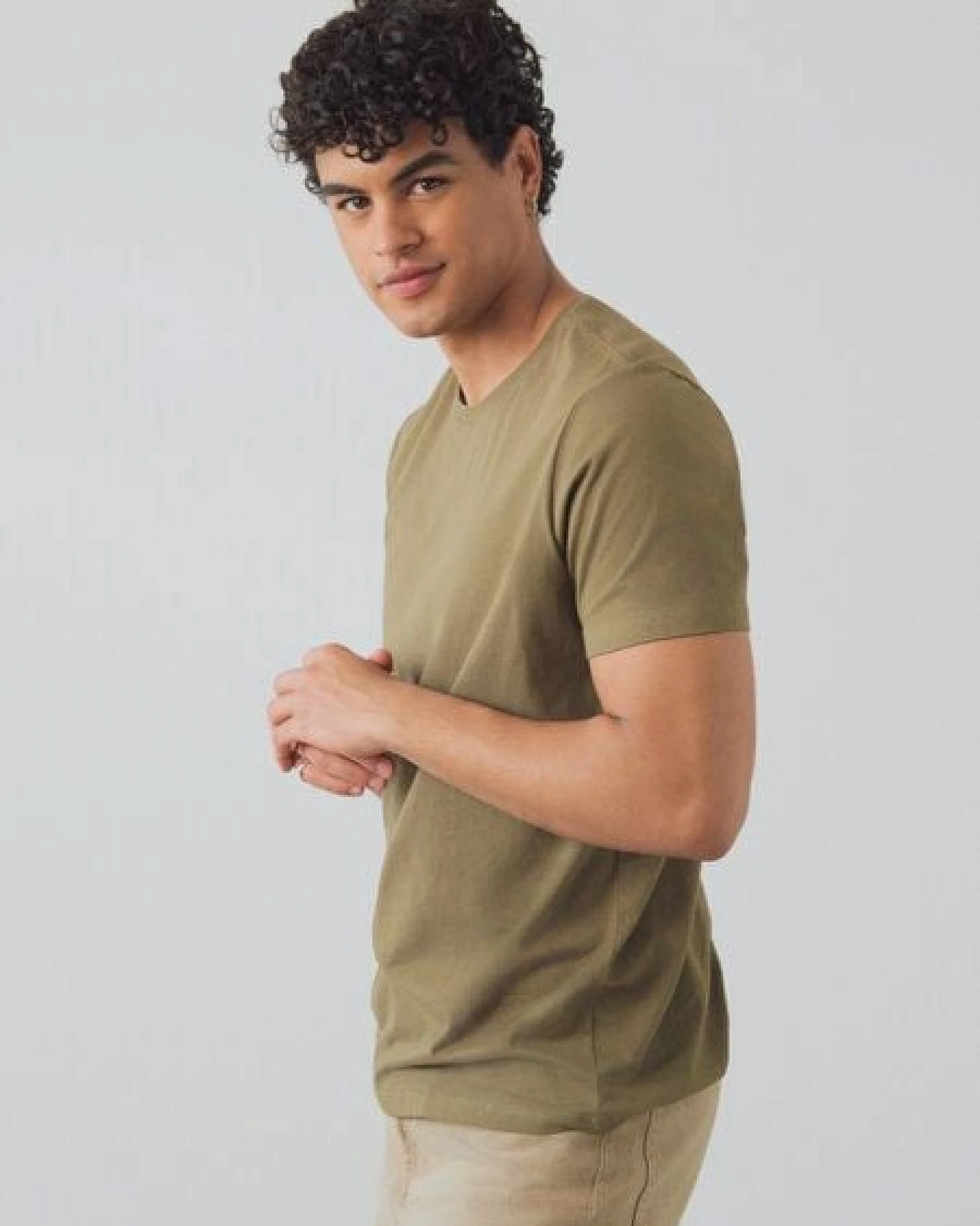 Honest Basics Herren Basic T-Shirt aus Bio- und recycelter Baumwolle – Ansicht 3