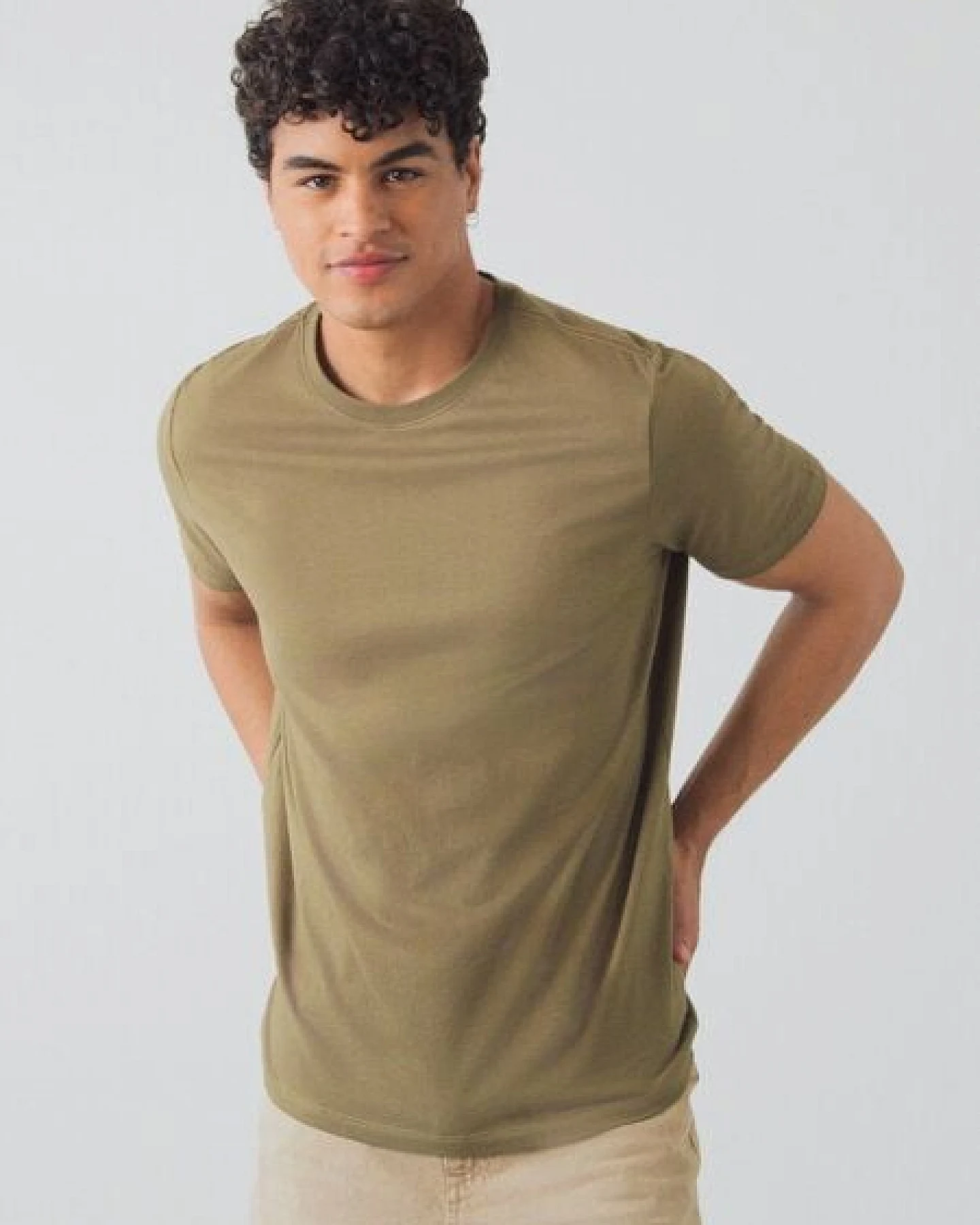 Honest Basics Herren Basic T-Shirt aus Bio- und recycelter Baumwolle – Ansicht 4