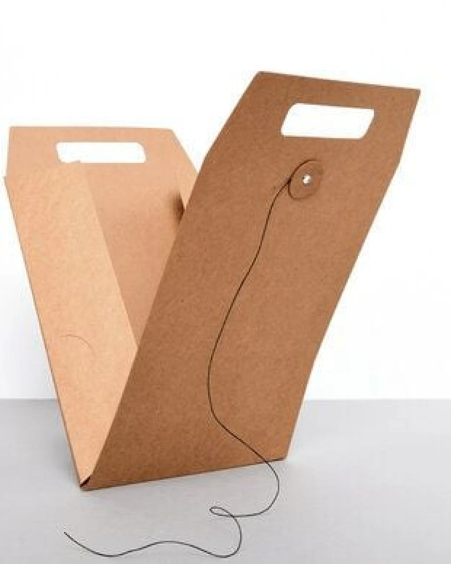 tyyp Dokumentenmappe ToGo DIN A4 – Recyclingkarton – handmade in Germany – Ansicht 2