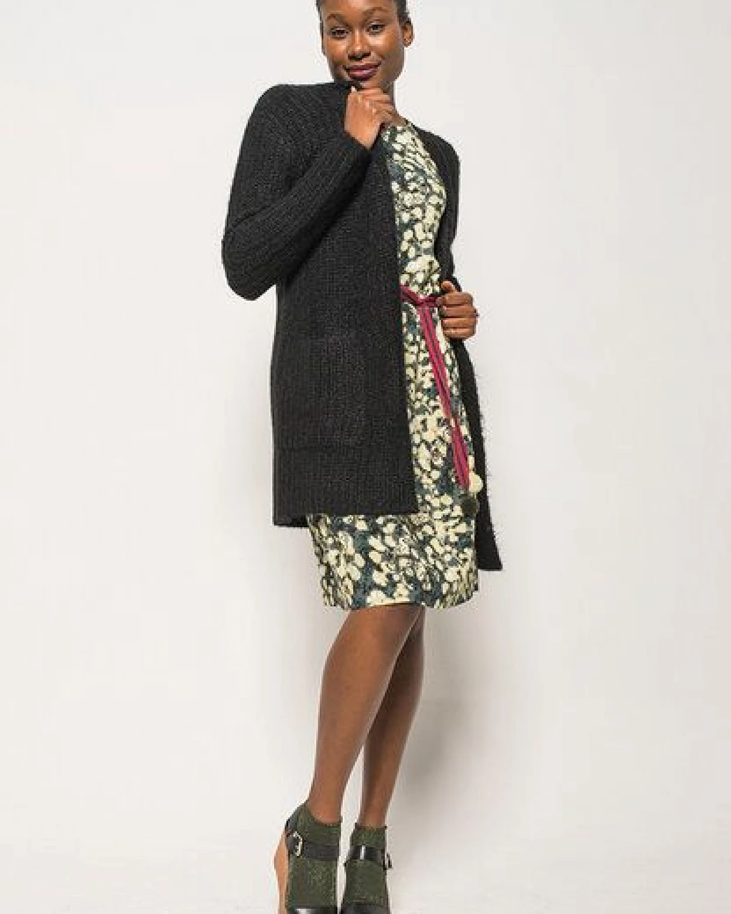 Alma & Lovis Strickjacke aus Suri-Alpaka-Woll-Mix – Ansicht 3