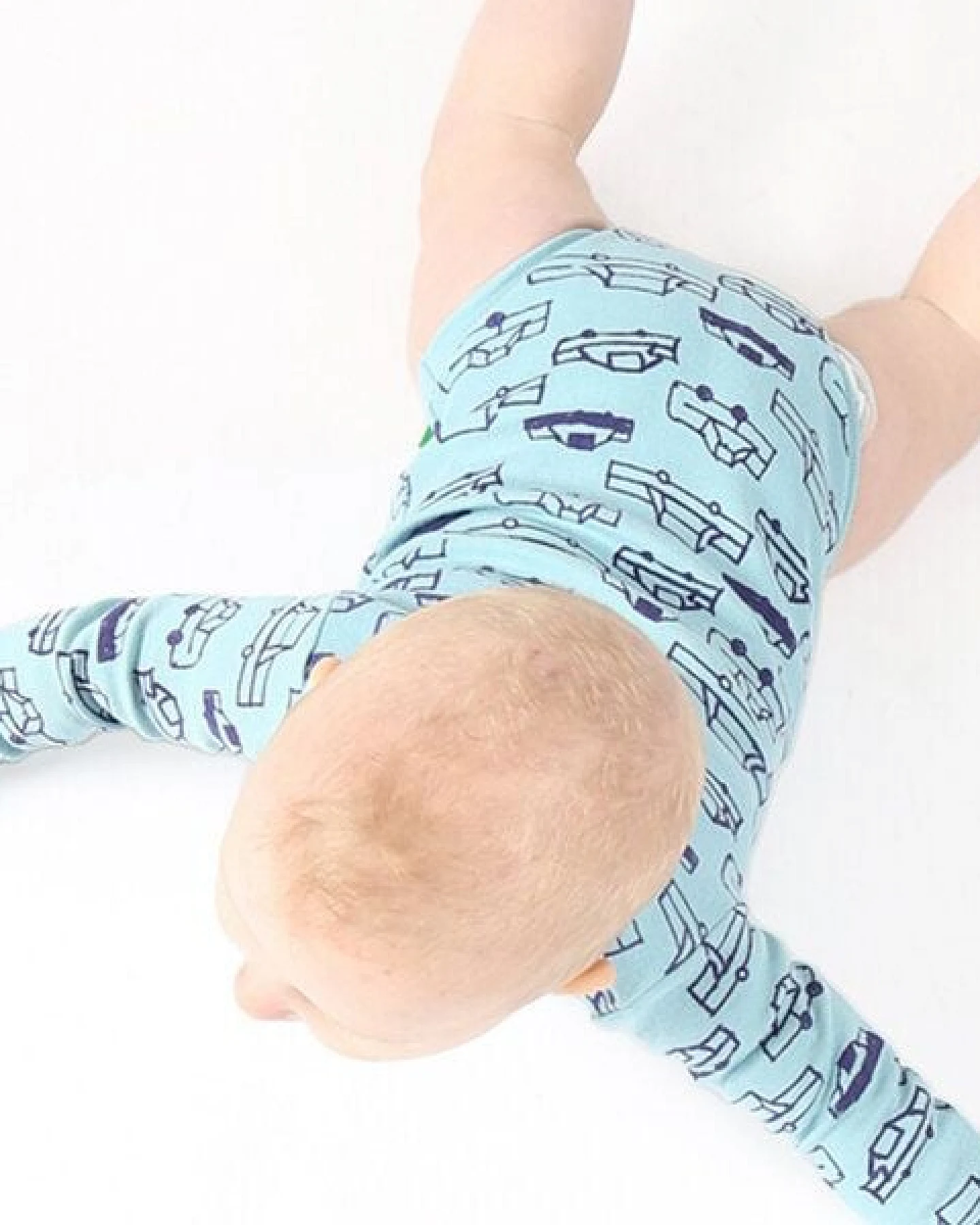 Kipepeo-Clothing Langarmbody Baby Body aus Bio-Baumwolle „Cars“ hellblau – Ansicht 4