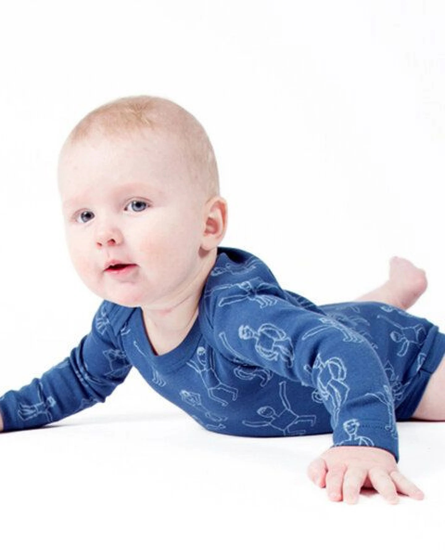 Kipepeo-Clothing Langarmbody Baby Body aus Bio-Baumwolle „Dansi“ blau – Ansicht 2