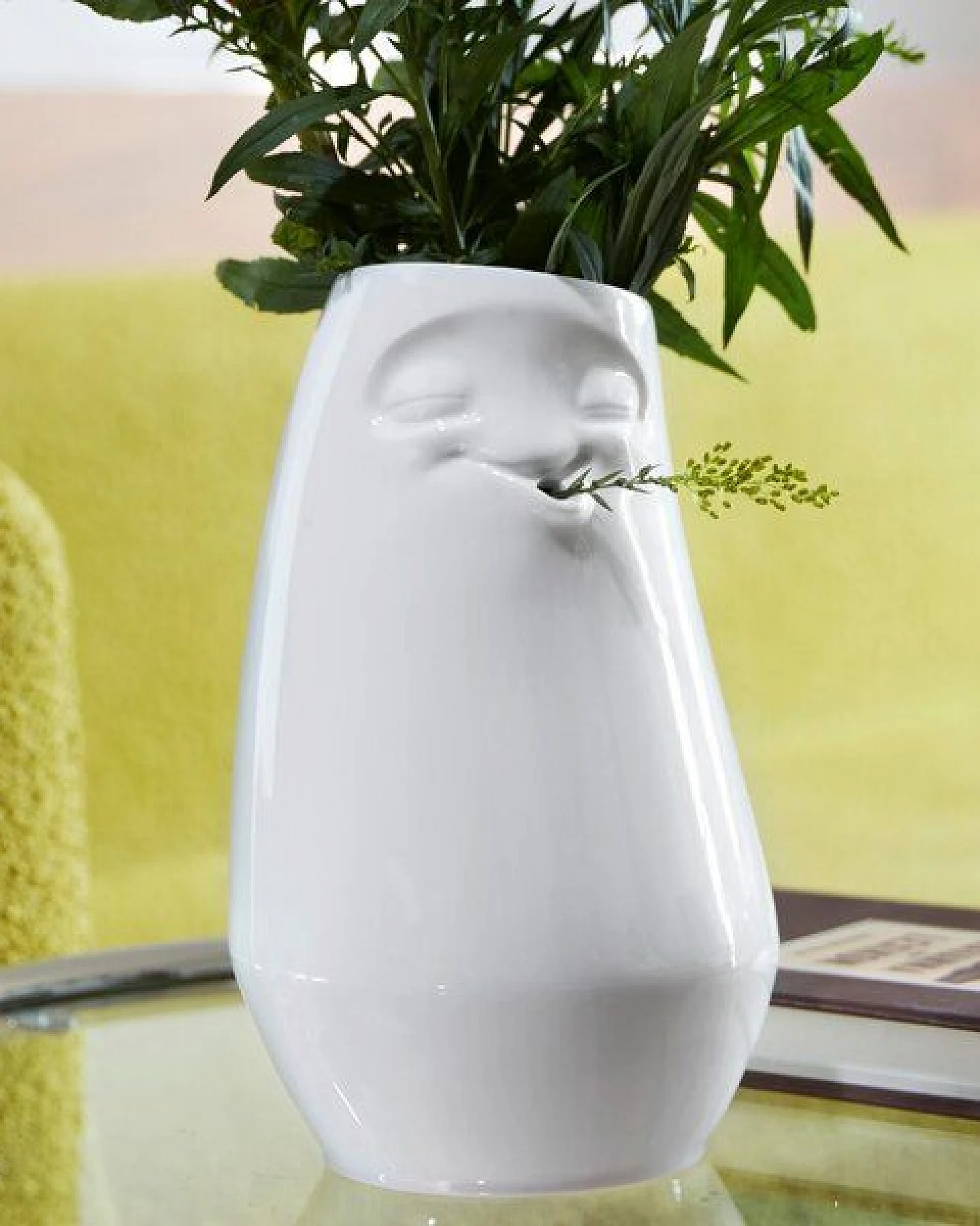 FIFTYEIGHT PRODUCTS Porzellan Vase Entspannt in der Geschenkbox – Ansicht 4