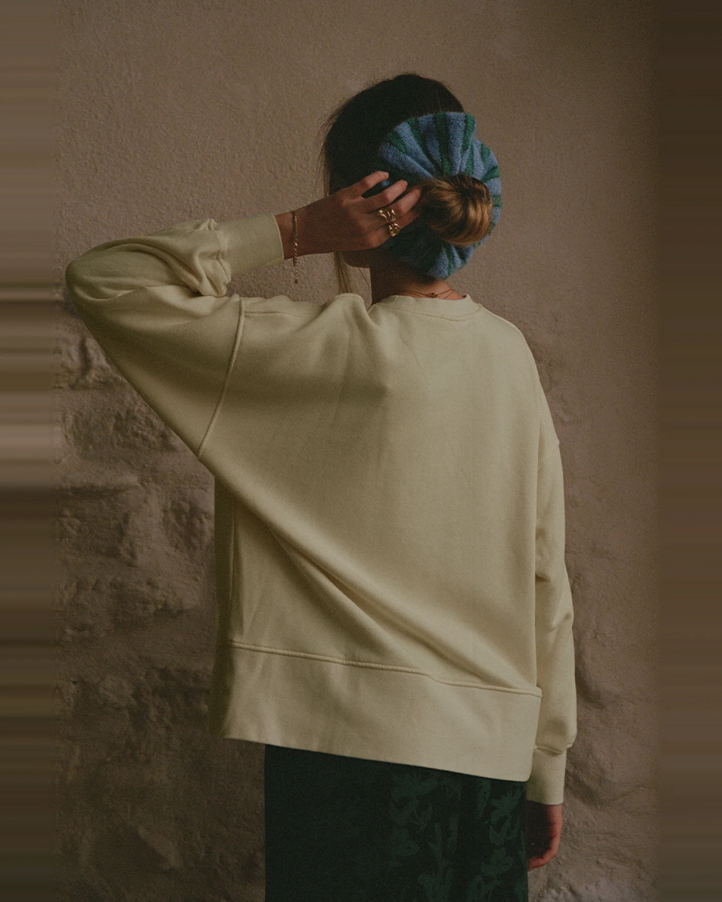 Nénés Damen vegan Sweatshirt Beige – Ansicht 2