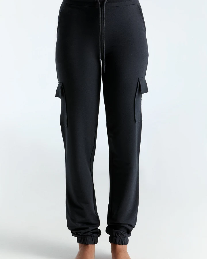True North Damen vegan Cargohose Schwarz