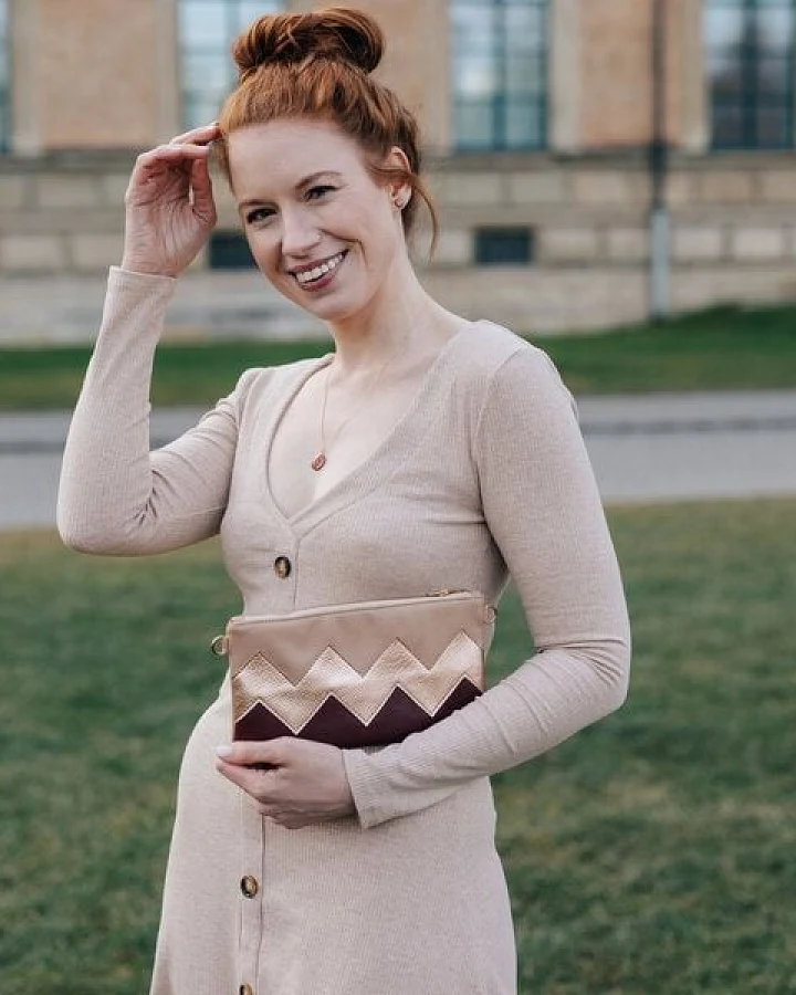 lille mus Zick-Zack-Clutch ZILIA mit Umhängekette