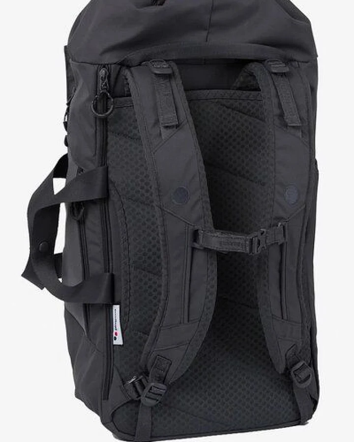 pinqponq Rucksack - Blok Large - aus recyceltem Polyester