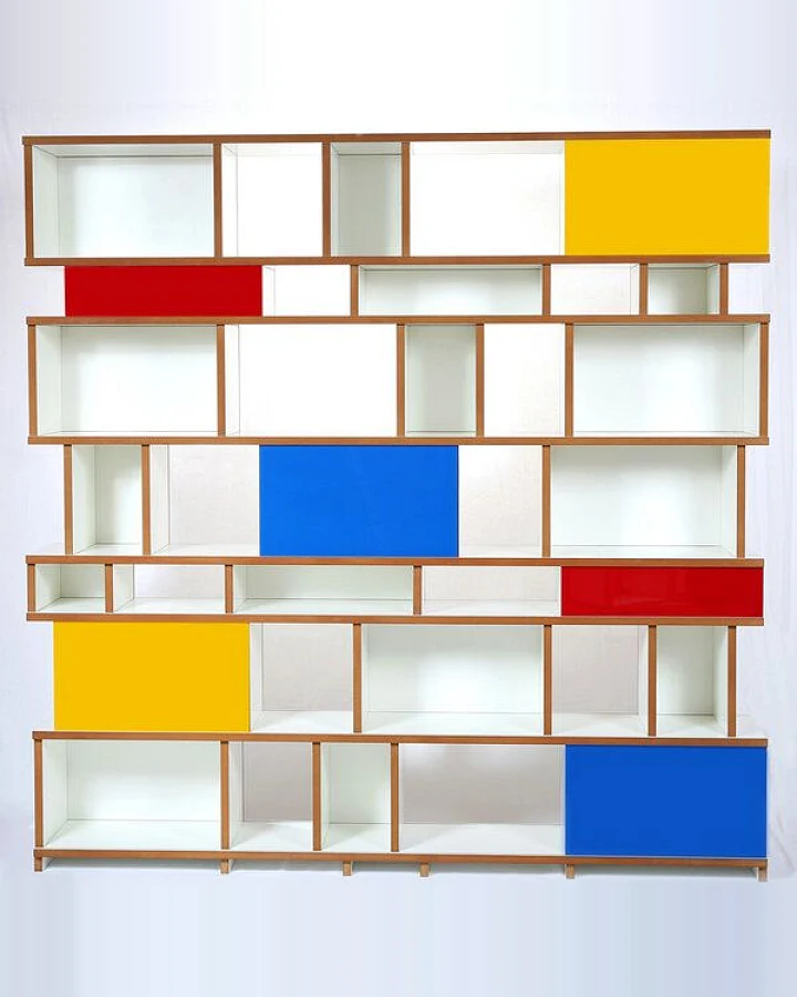 purista Regal move mit farbigen Glasscheiben