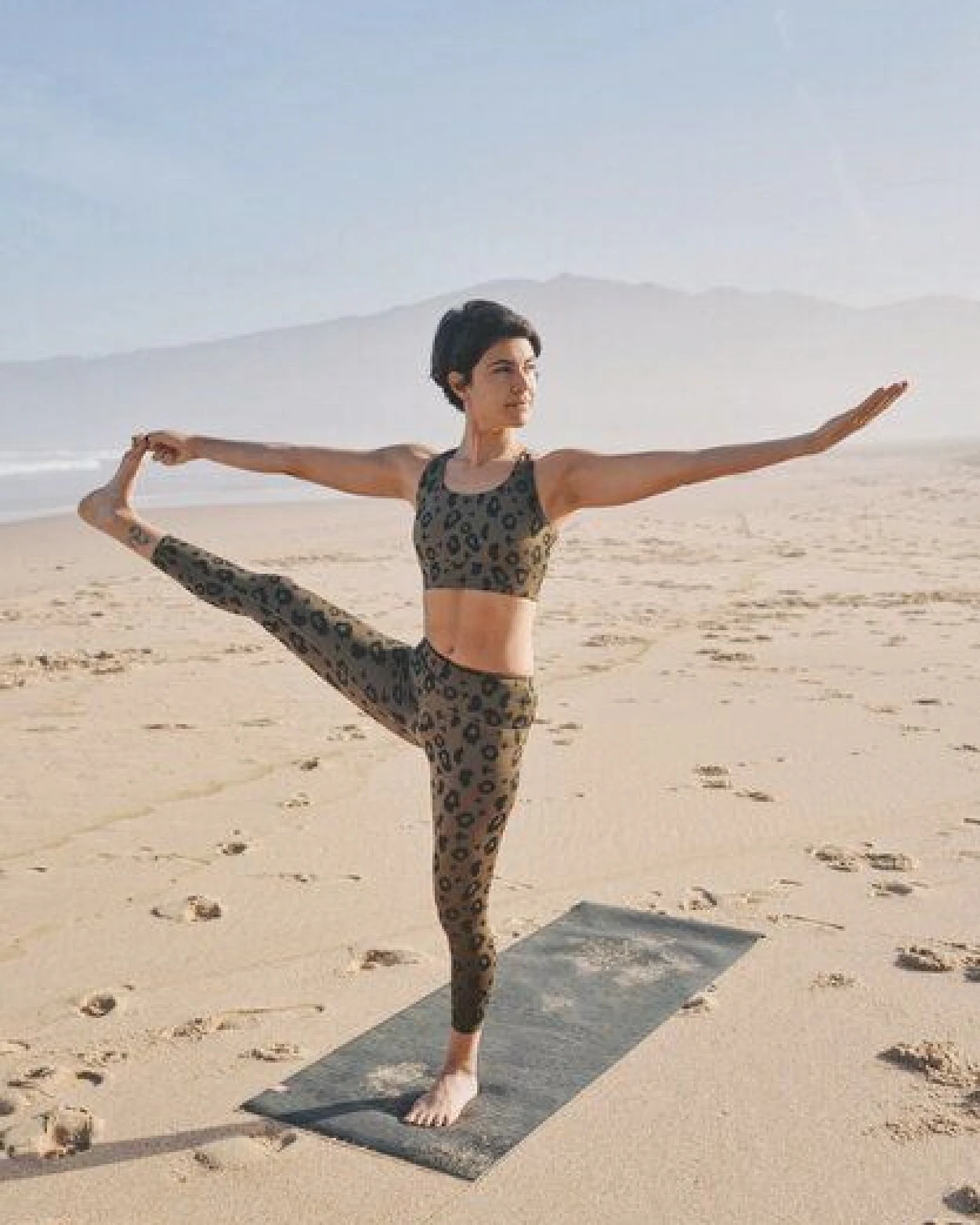 boochen Highwaist Leggings mit Leopard Print – Ansicht 2