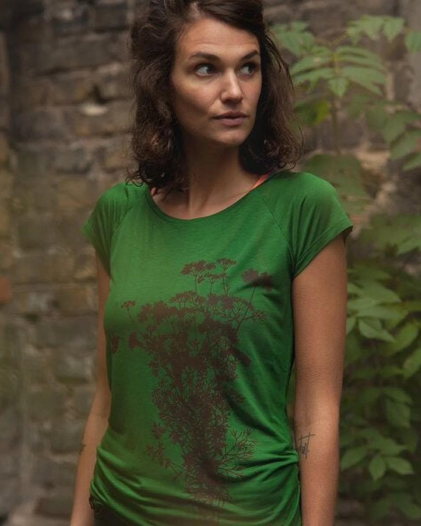 päfjes Pflanzen Kolibri V2 - Fair gehandeltes Tencel Frauen T-Shirt – Ansicht 3