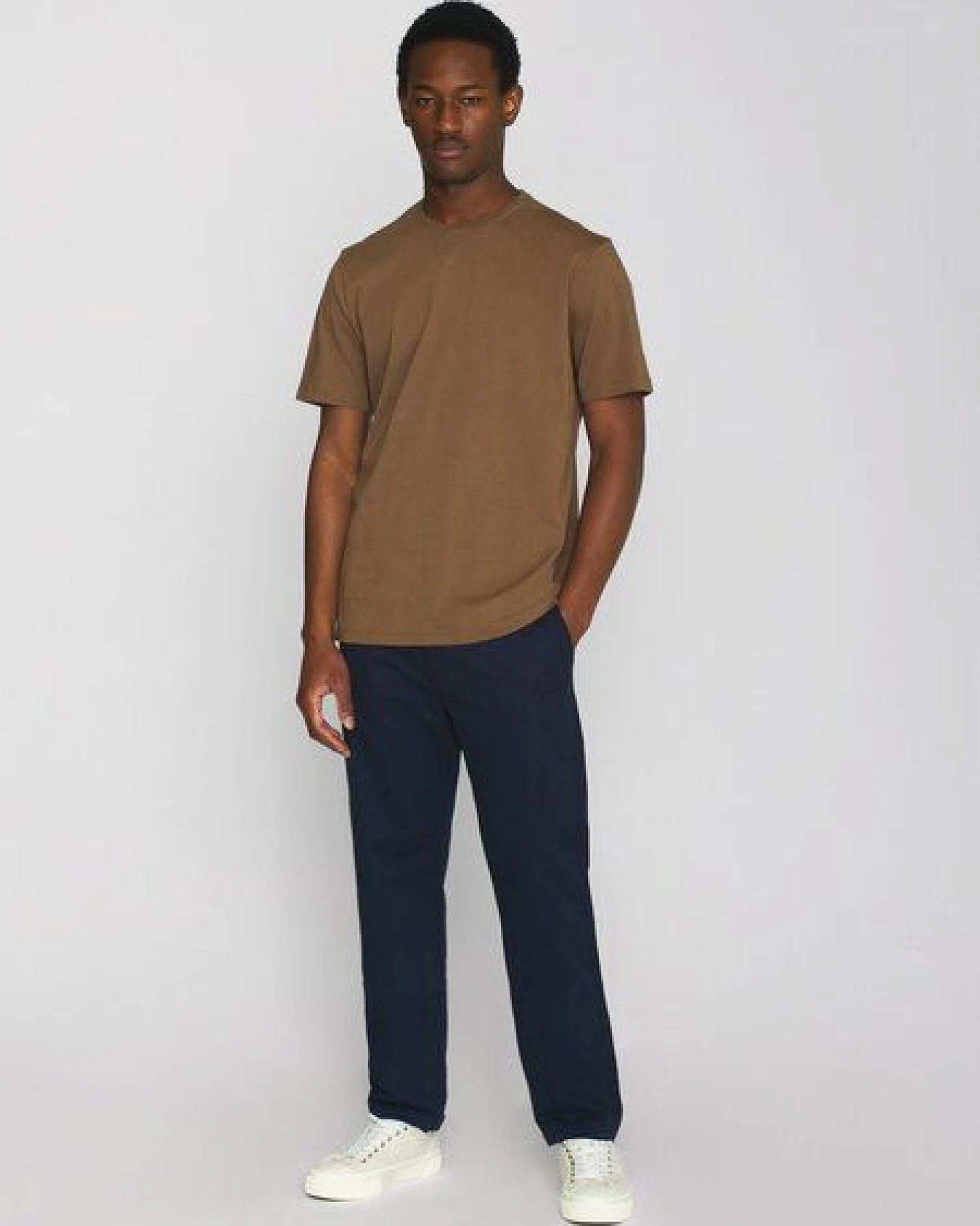 KnowledgeCotton Apparel Basic T-Shirt O-Neck aus Bio-Baumwolle – Ansicht 3