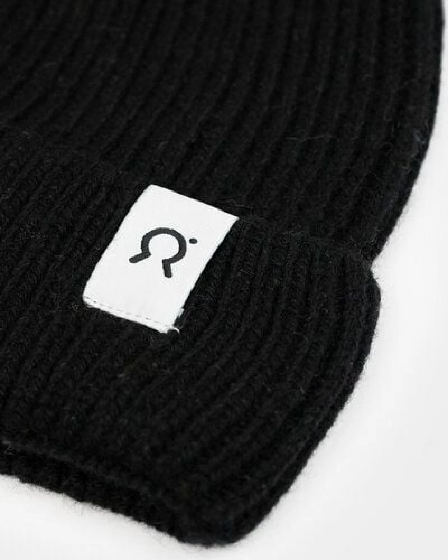 Rifò - Circular Fashion Made in Italy Recycelte Kaschmir-Mütze - Marcello – Ansicht 3