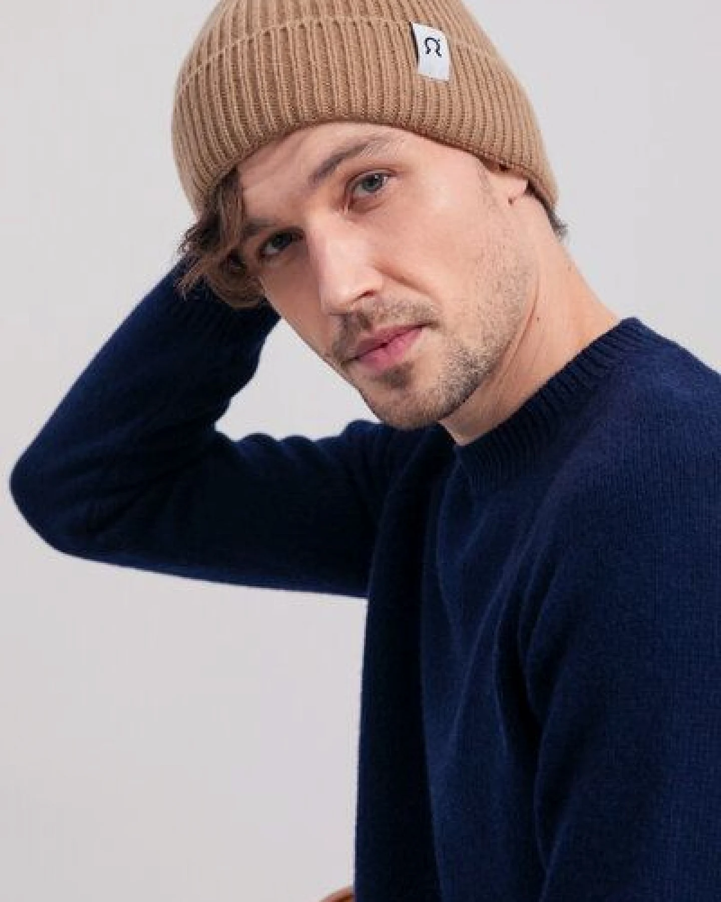 Rifò - Circular Fashion Made in Italy Recycelte Kaschmir-Mütze - Marcello – Ansicht 3