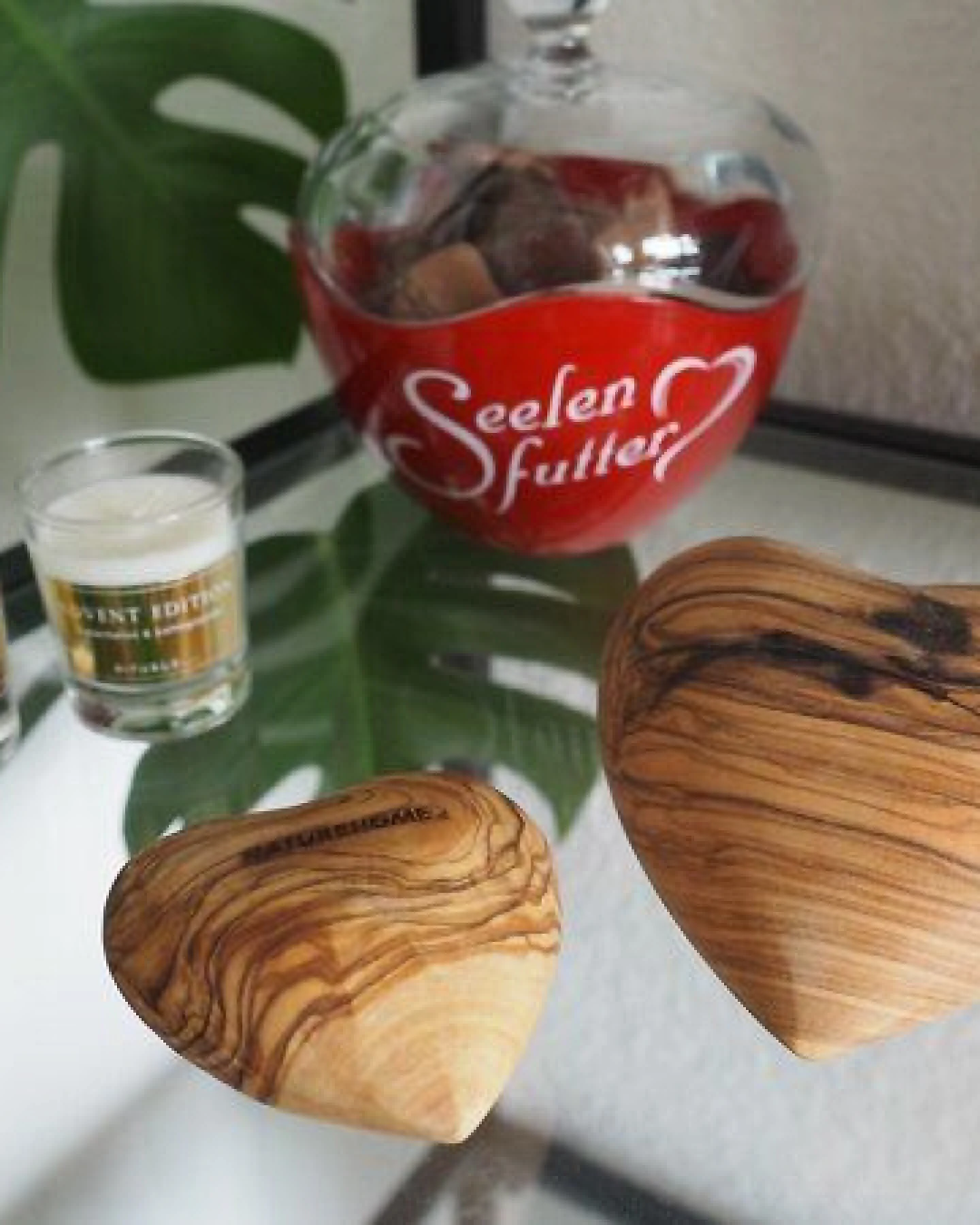NATUREHOME Herzen Handschmeichler Olivenholz Geschenk-Set Handarbeit – Ansicht 2