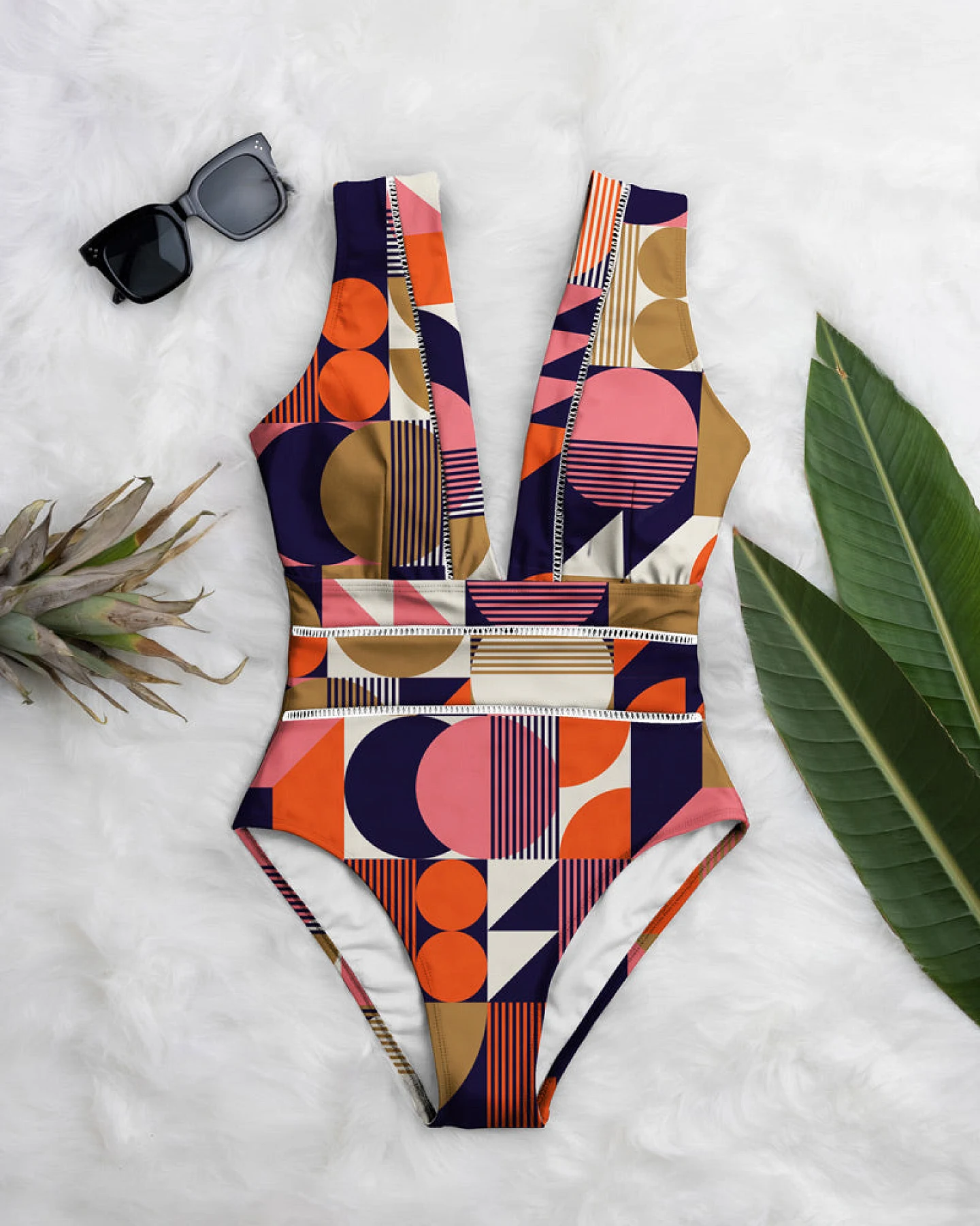 Averie Damen vegan Badeanzug Deep Plunge One Piece Maeve Art Deco Print – Ansicht 2